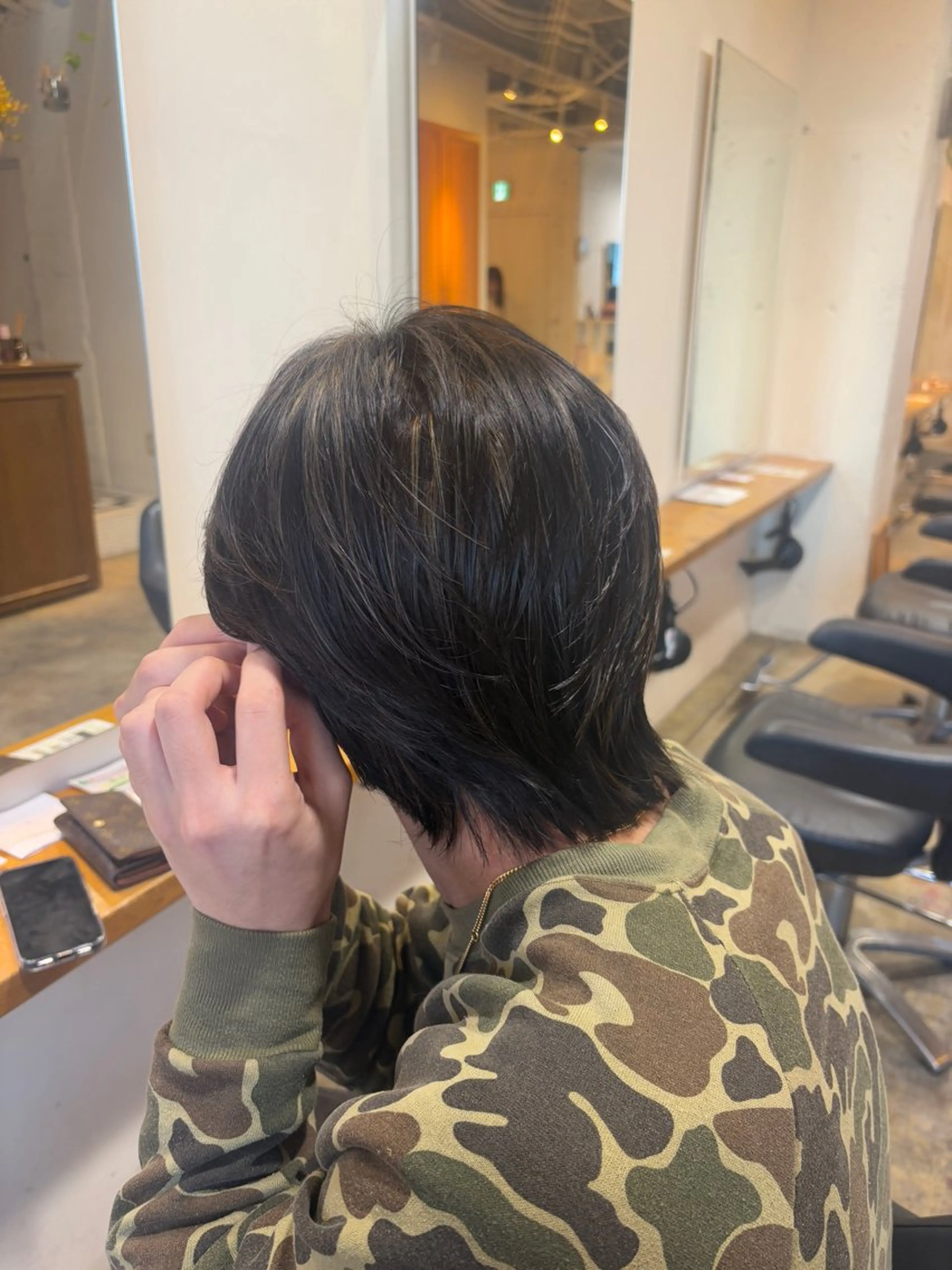 カラー メンズ メンズハイライト ハイライトカラー カット ヘアカラー トリートメント RIN／韓国ヘア レイヤーカットのヘアスタイル