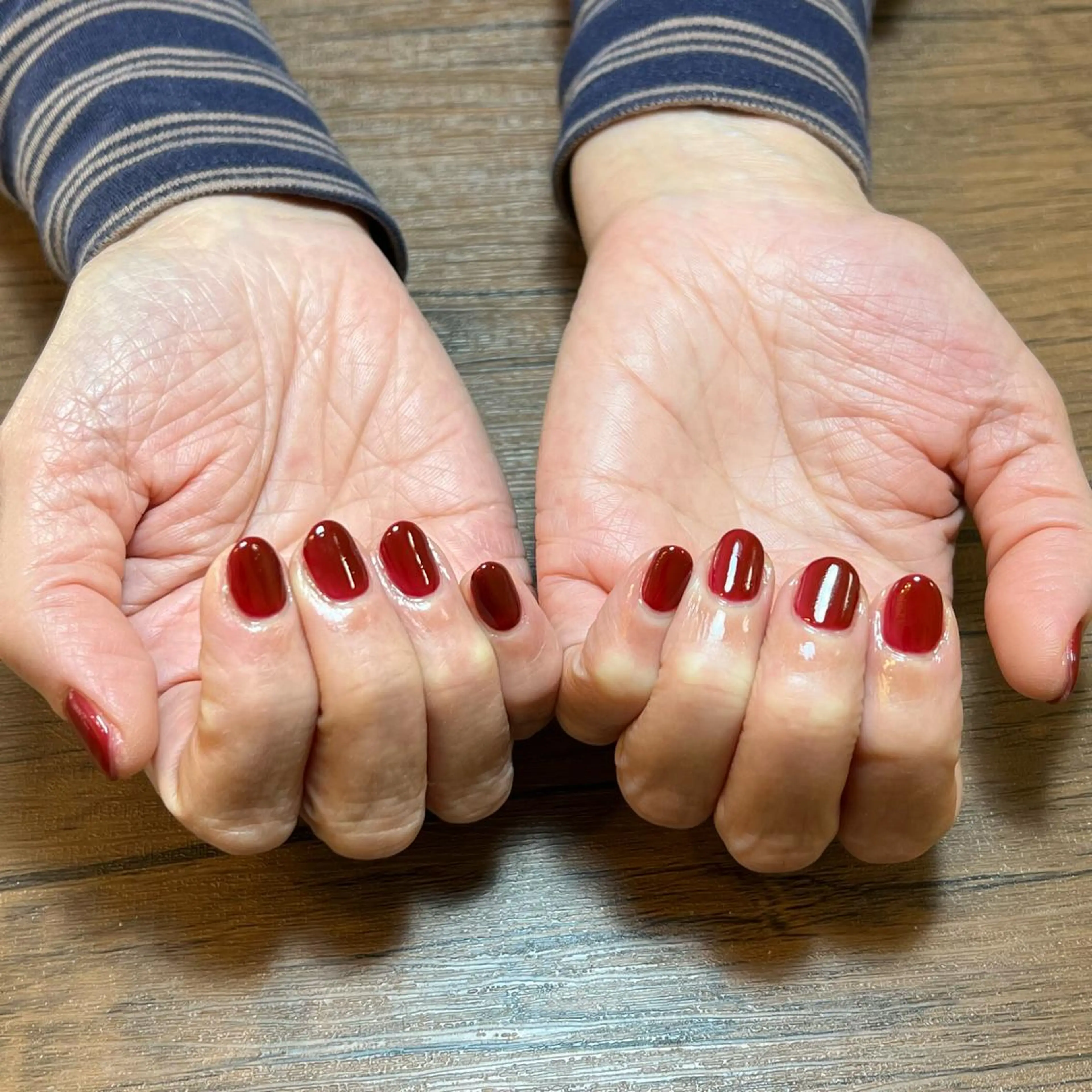 ネイル ハンドネイル HENRIETTA NAILSALONのネイルデザイン