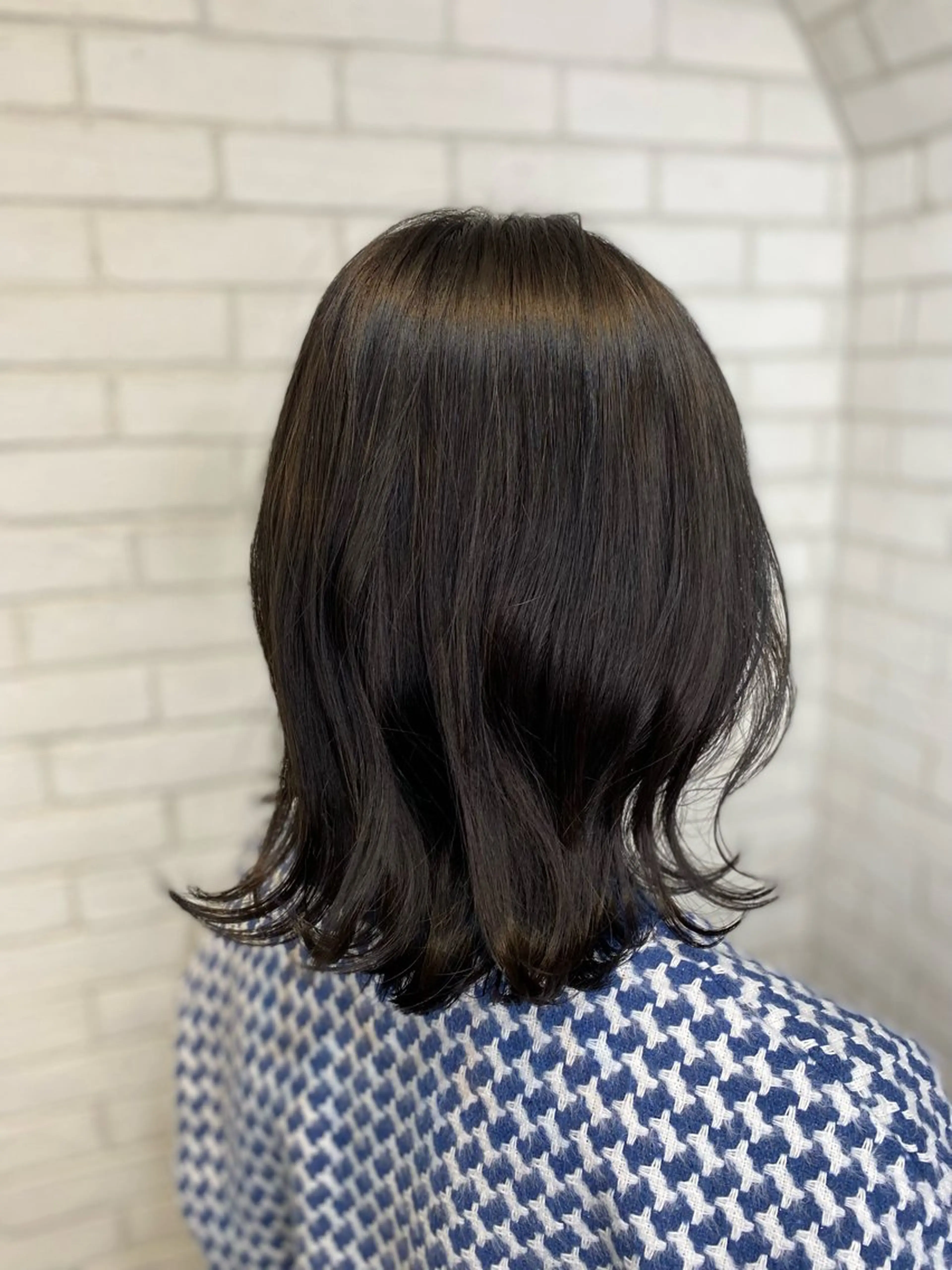 ミディアム カラー ヘアカラー トリートメント ヨシダ フミノリのヘアスタイル