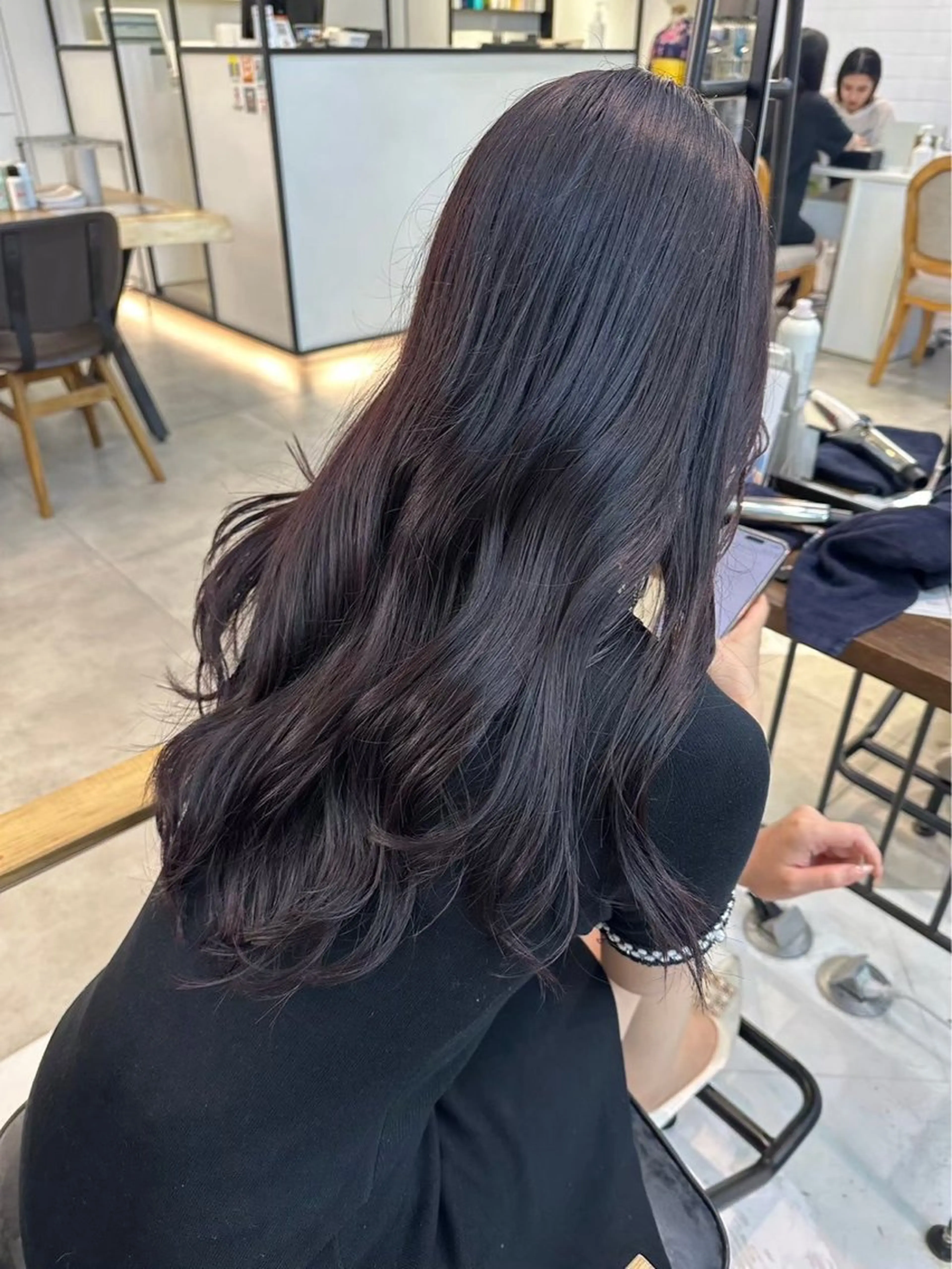 カラー airi🌺アレンジ /コーンロウ⛓️🖤のヘアスタイル