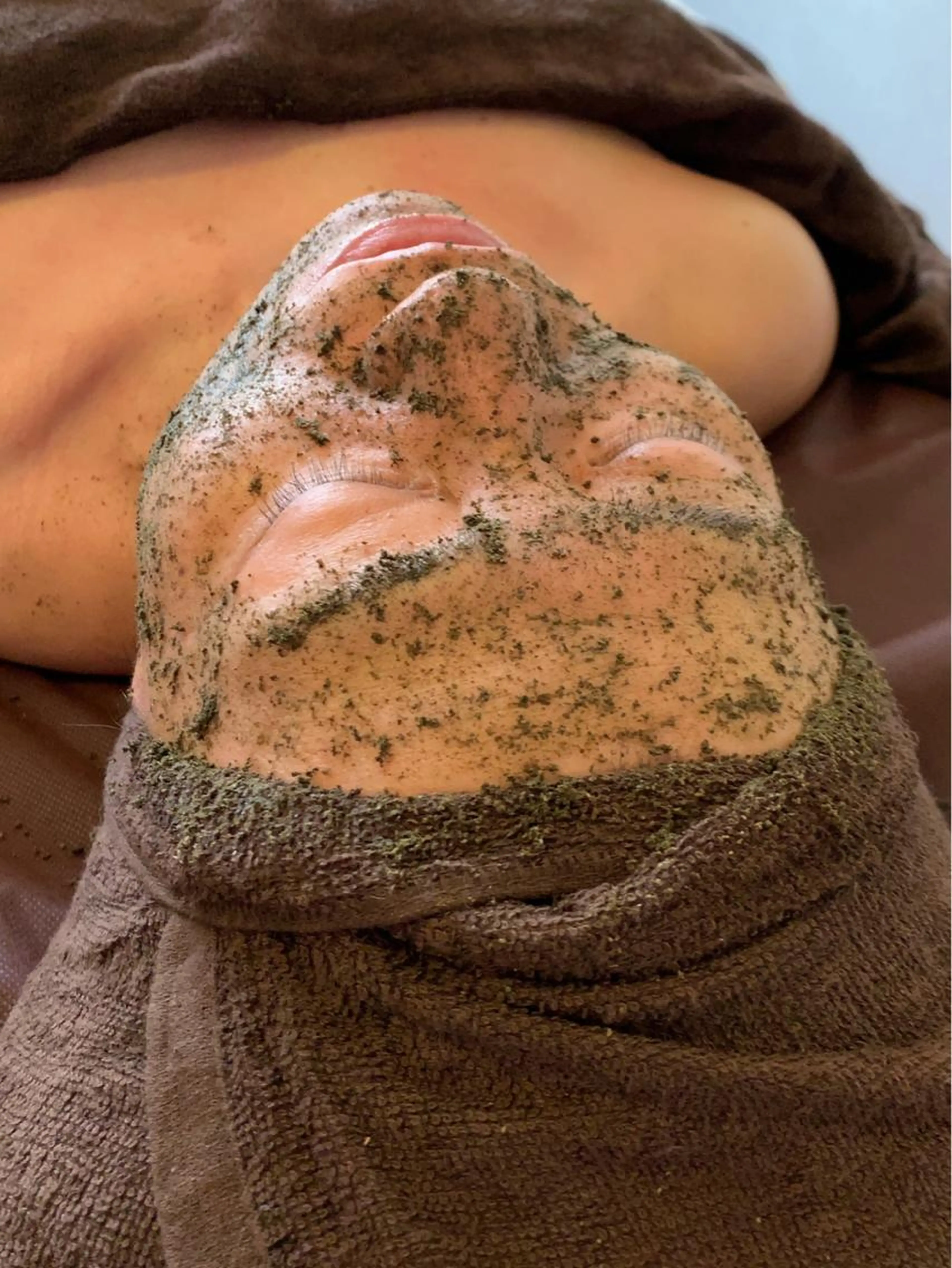 【cysayコース　】REVIハーブピーリング　パウダー1g&リンパマッサージ&EMS・高周波付◎毛穴・リフトアップの写真