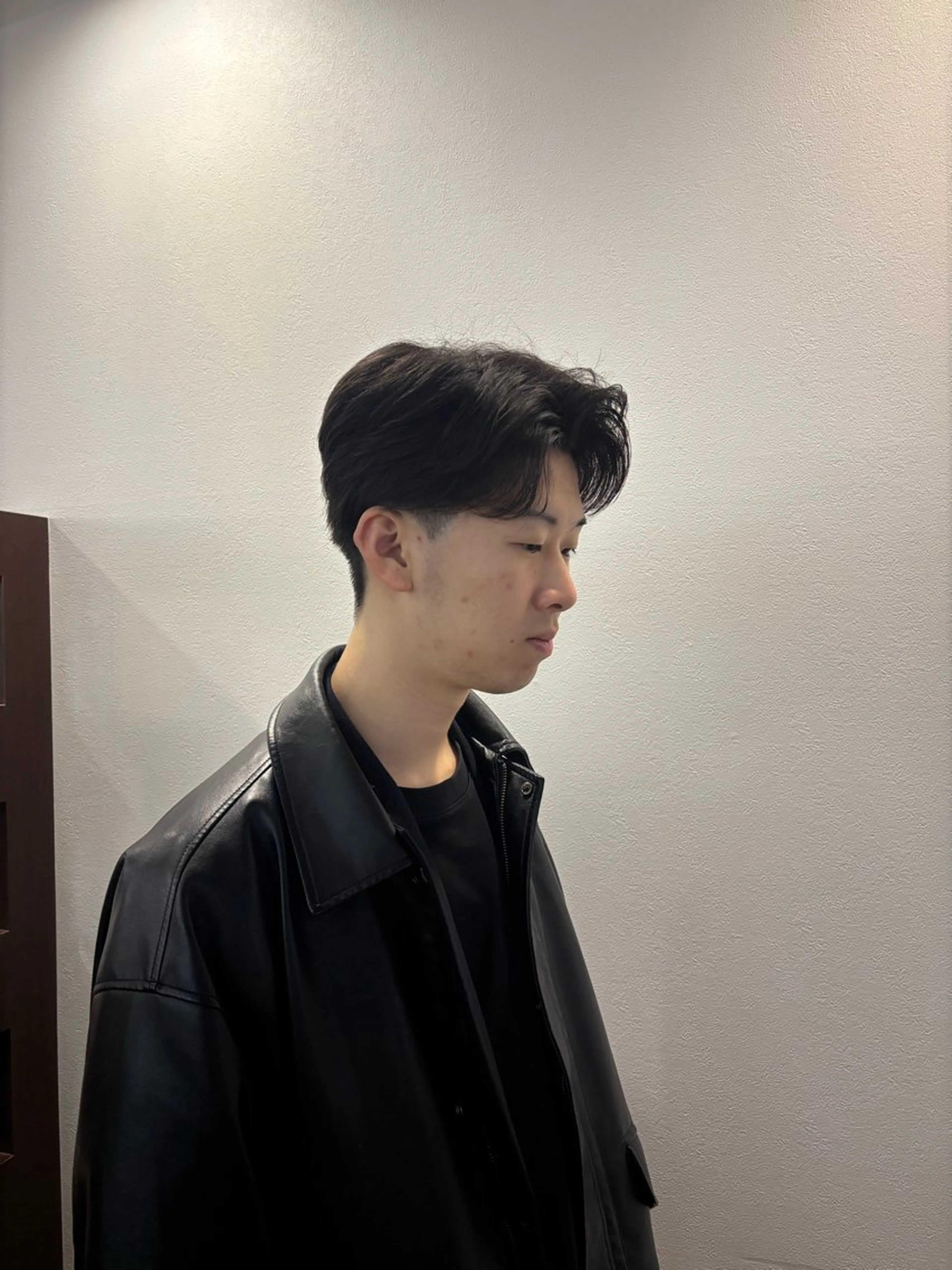 ショート メンズ センターパート ショートヘア MEN'S HAIR PERCUT所属・行方 晴貴のヘアスタイル