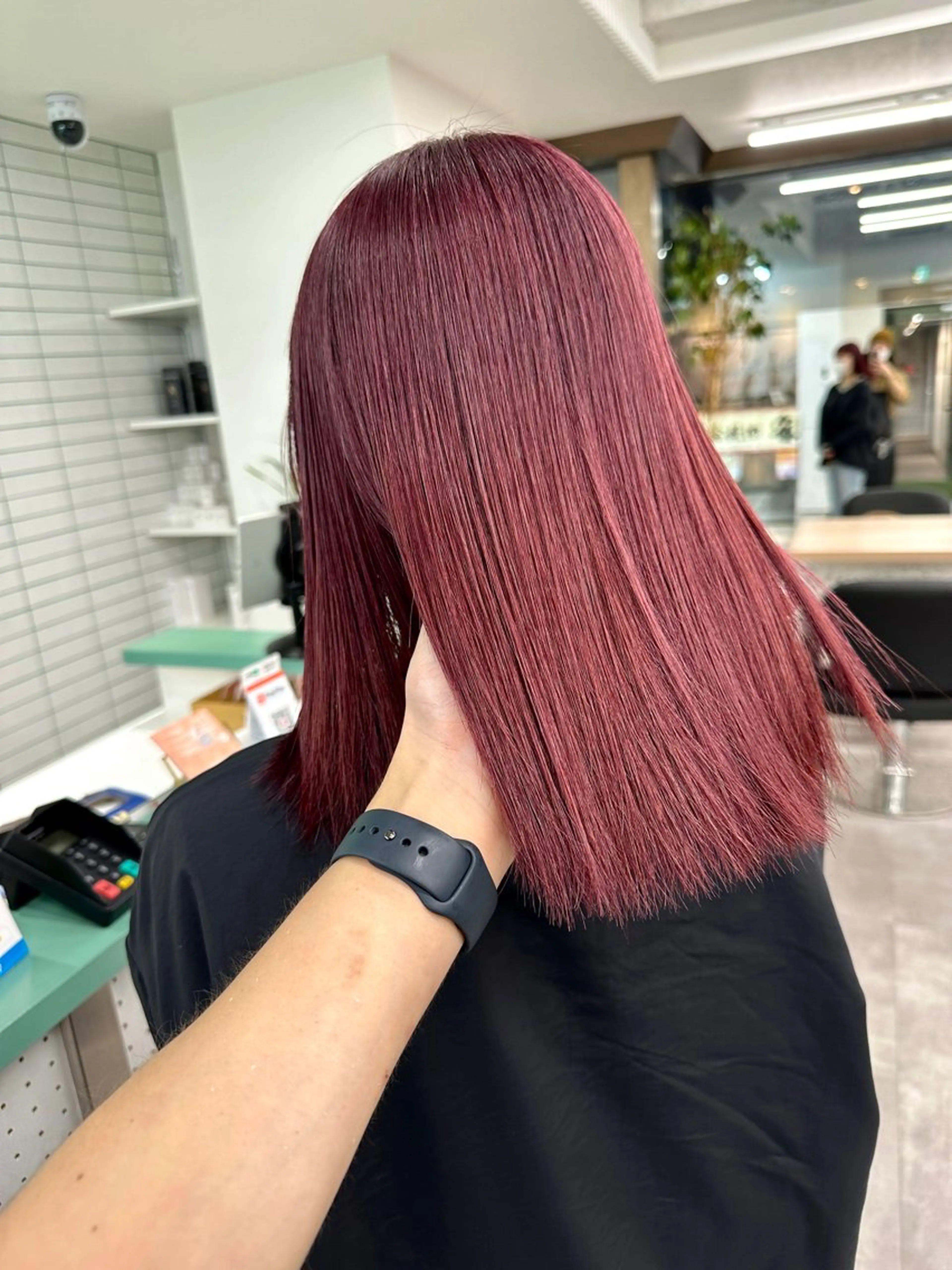 ミディアム 縮毛矯正 カット ヘアカラー トリートメント 💚透明感カラー💚 ♻️本間♻️のヘアスタイル