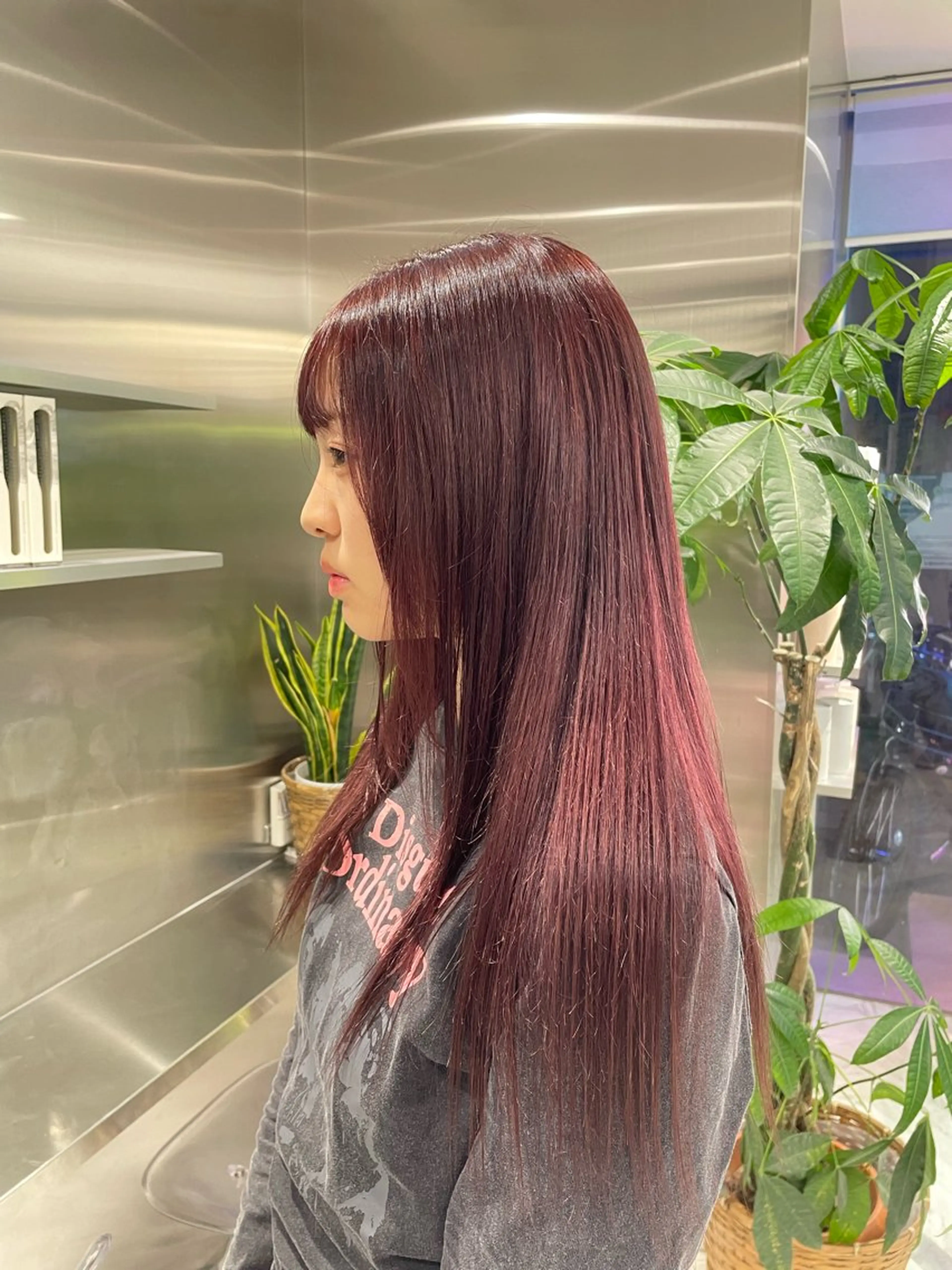 ロング カラー バレイヤージュ ブリーチ ケアブリーチ ダブルカラー イヤリングカラー カラーモデル⚡️ REONのヘアスタイル