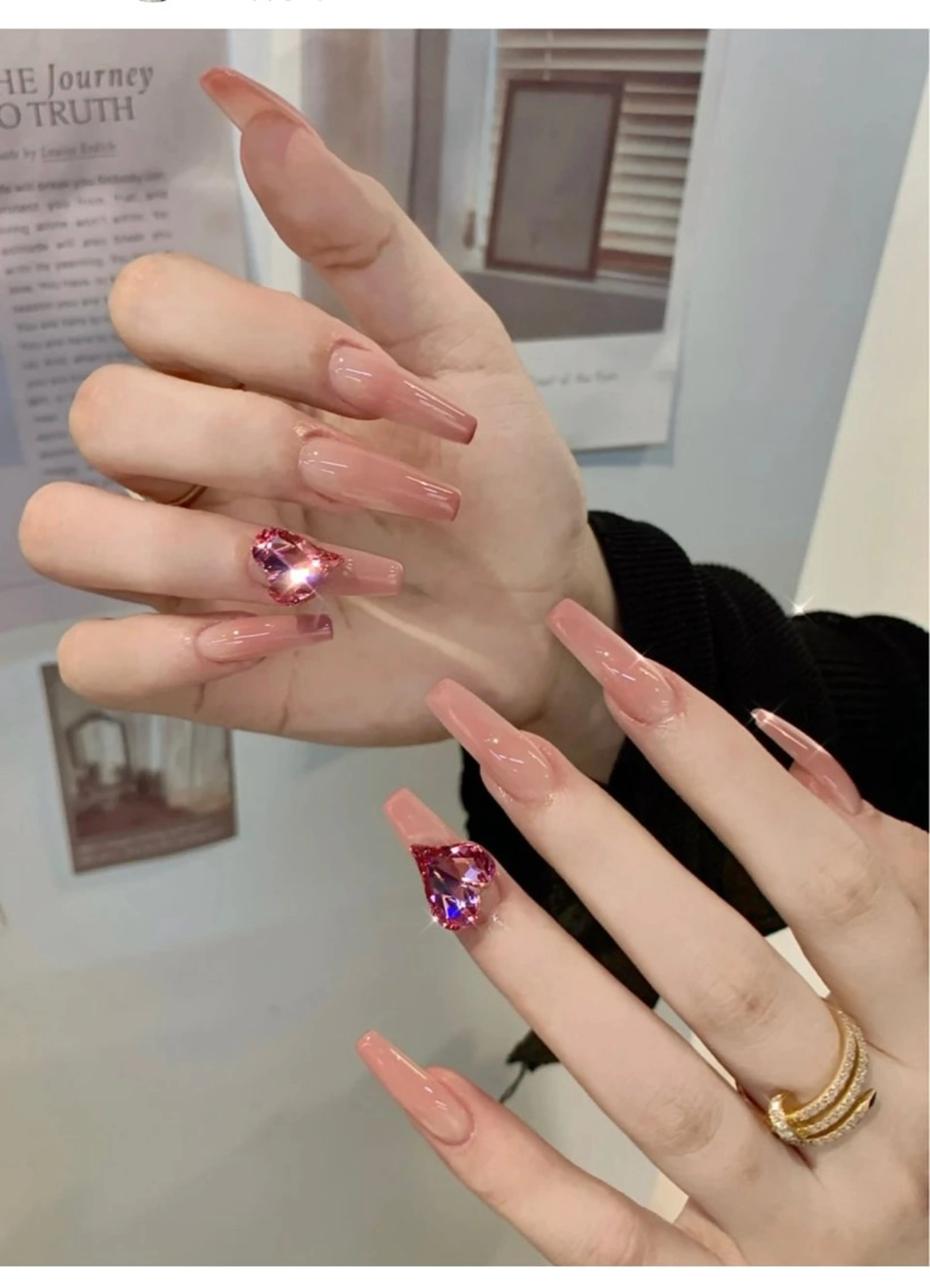 ネイル 菲菲ネイルサロン所属・FF フィフィネイルサロンのネイルデザイン