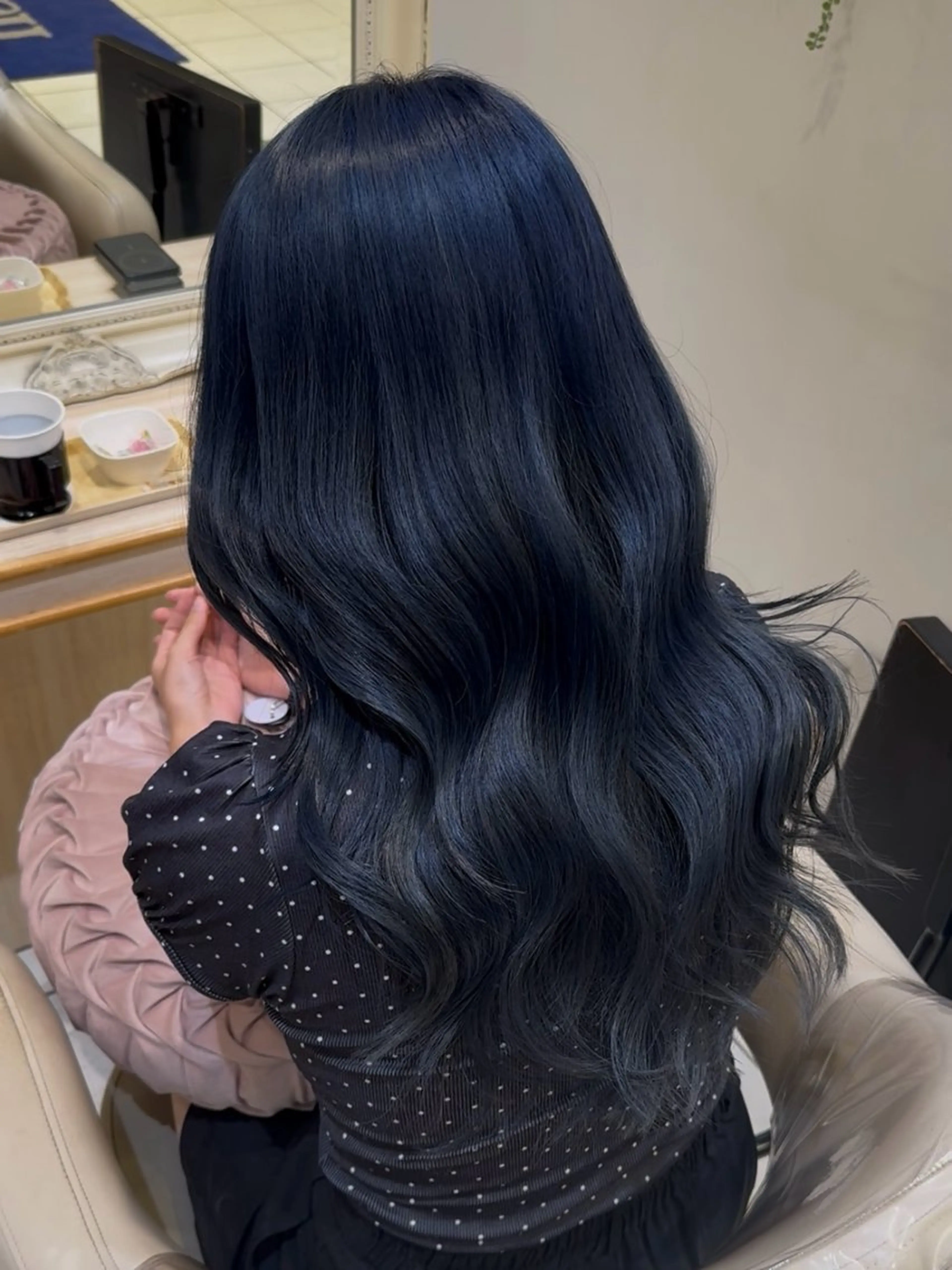 ロング カット ヘアカラー トリートメント ハイトーンカラー 髪質改善カラーノトのヘアスタイル