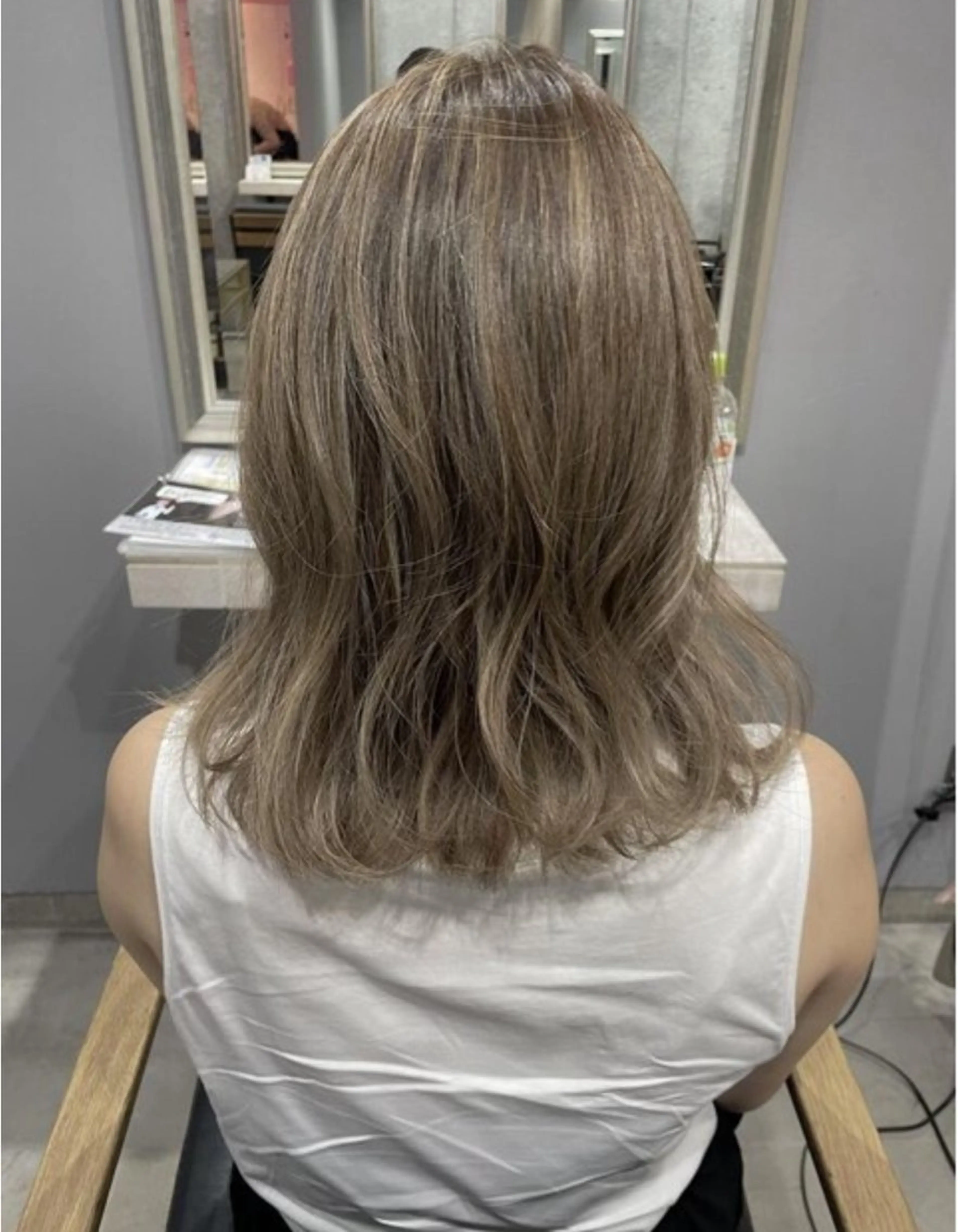 カラー 🫧ハイライトモデル 募集🫧溝口結麻のヘアスタイル