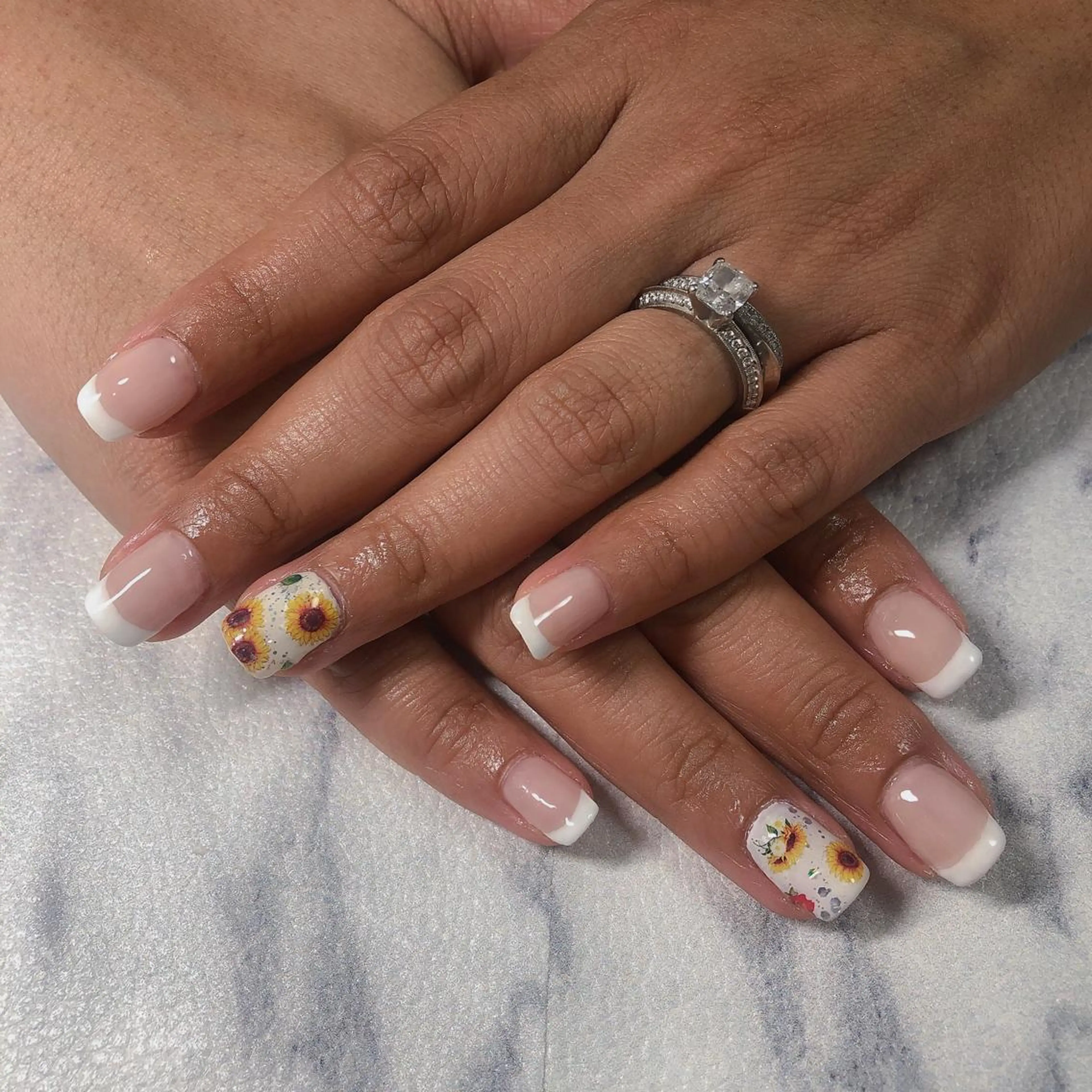 ネイル フレンチネイル 結城 怜菜のネイルデザイン