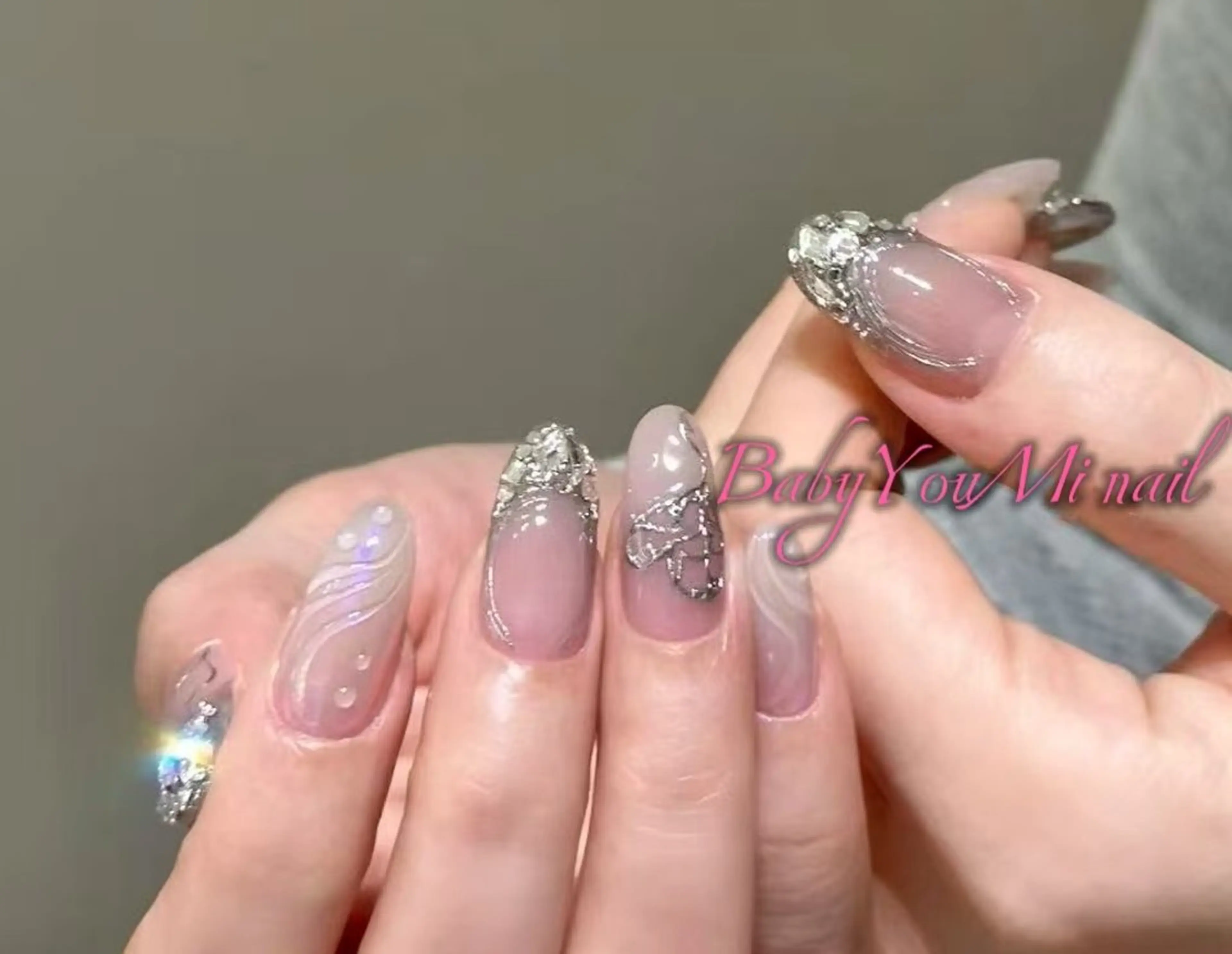 ネイル オーロラネイル フラワーネイル フットネイル フレンチネイル ジェルネイル ハンドネイル BabyYouMi ねねのネイルデザイン