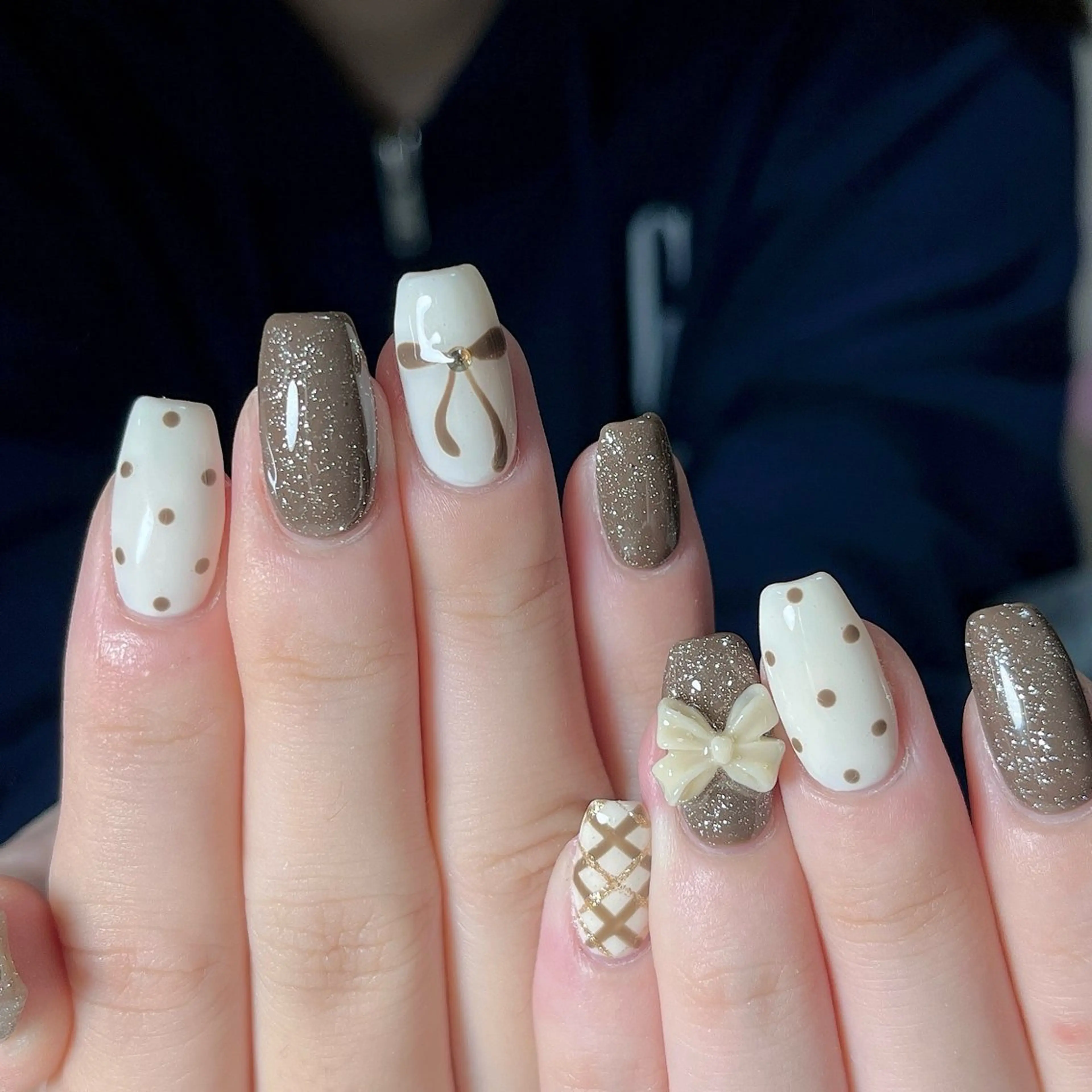 ネイル 韓国ネイル ラメ(グリッター) 持ち込み ハンドネイル 🐕‍🦺Yappy 💗A-tanのネイルデザイン