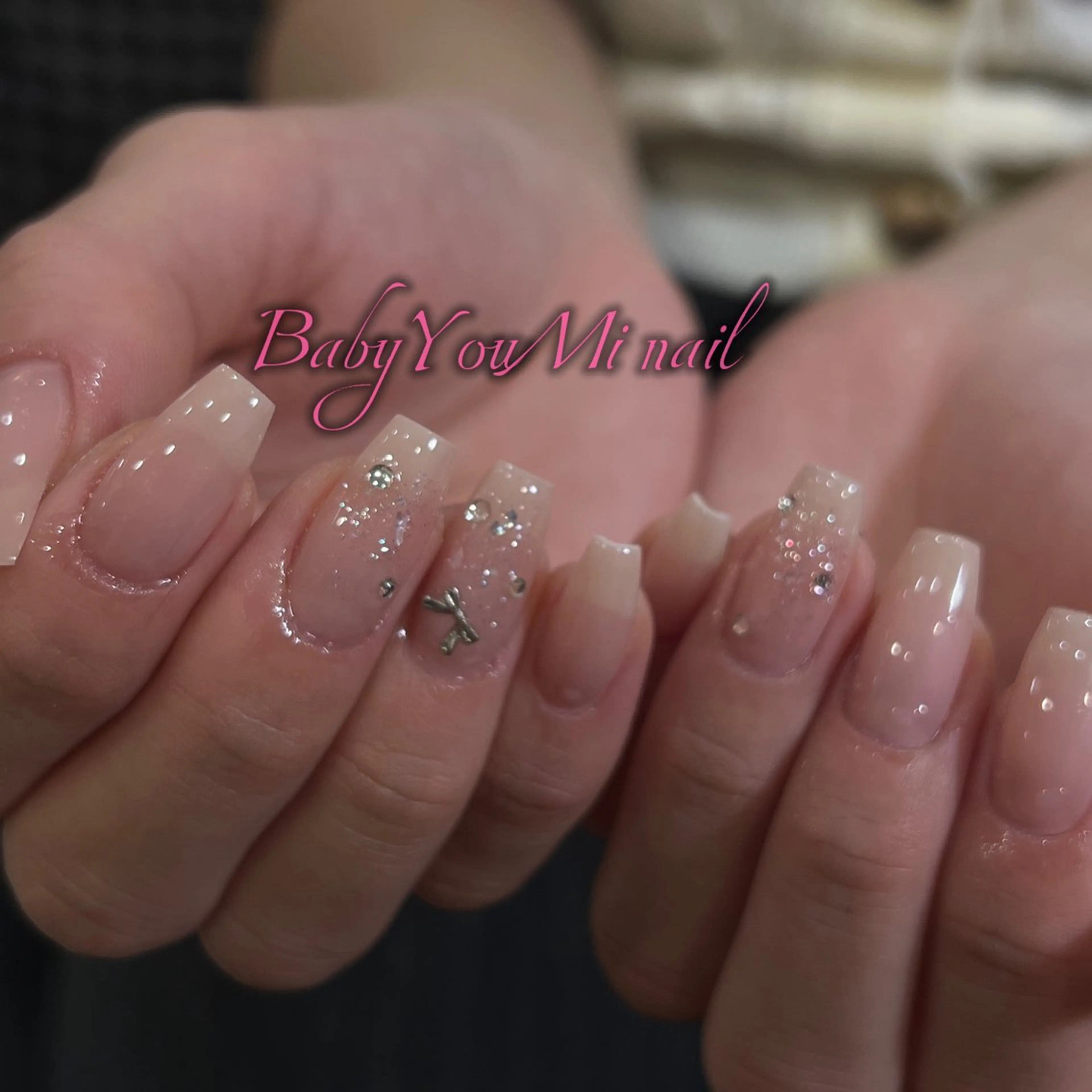 ネイル オーロラネイル フラワーネイル フットネイル フレンチネイル ジェルネイル ハンドネイル BabyYouMi ねねのネイルデザイン