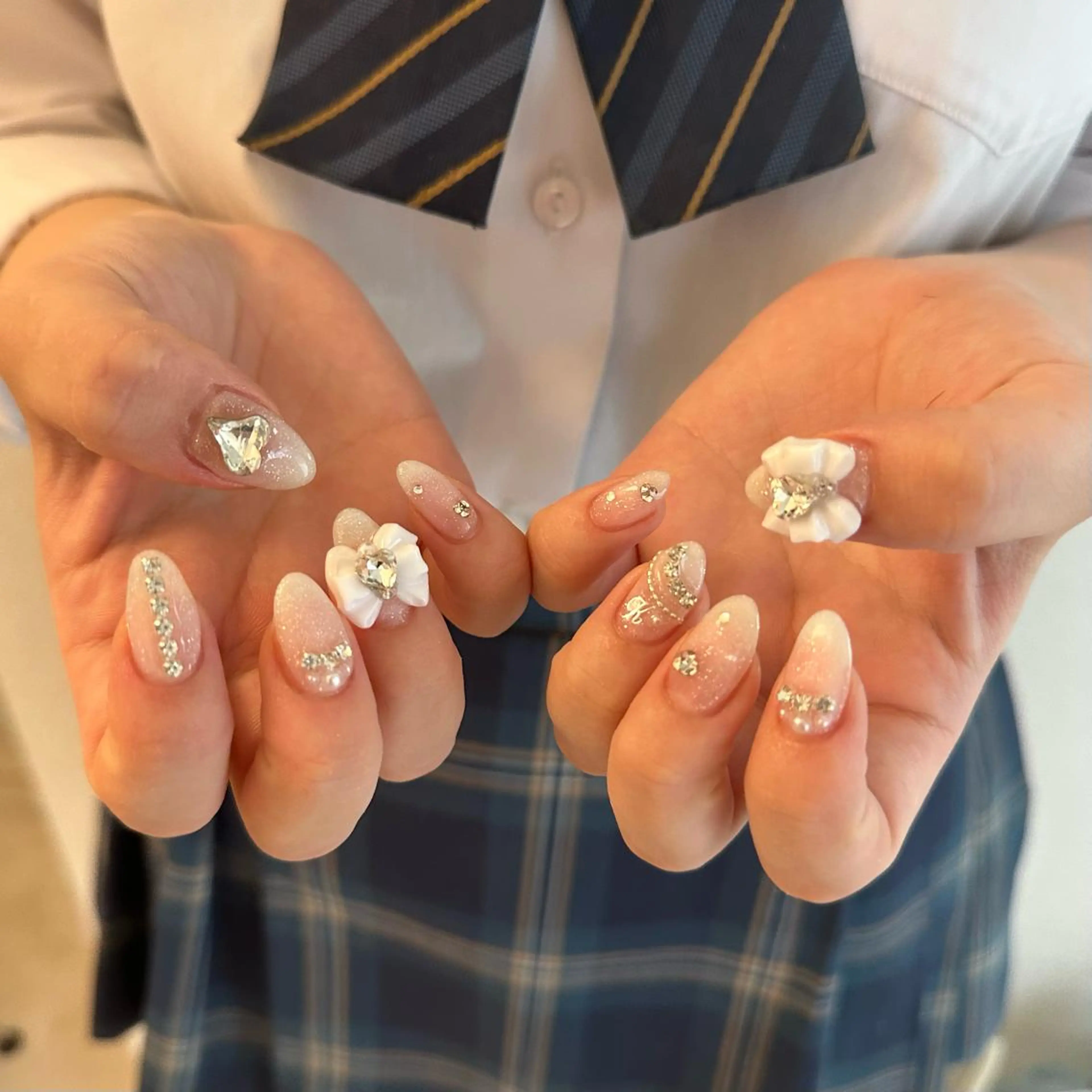 ネイル &h MAKIのネイルデザイン