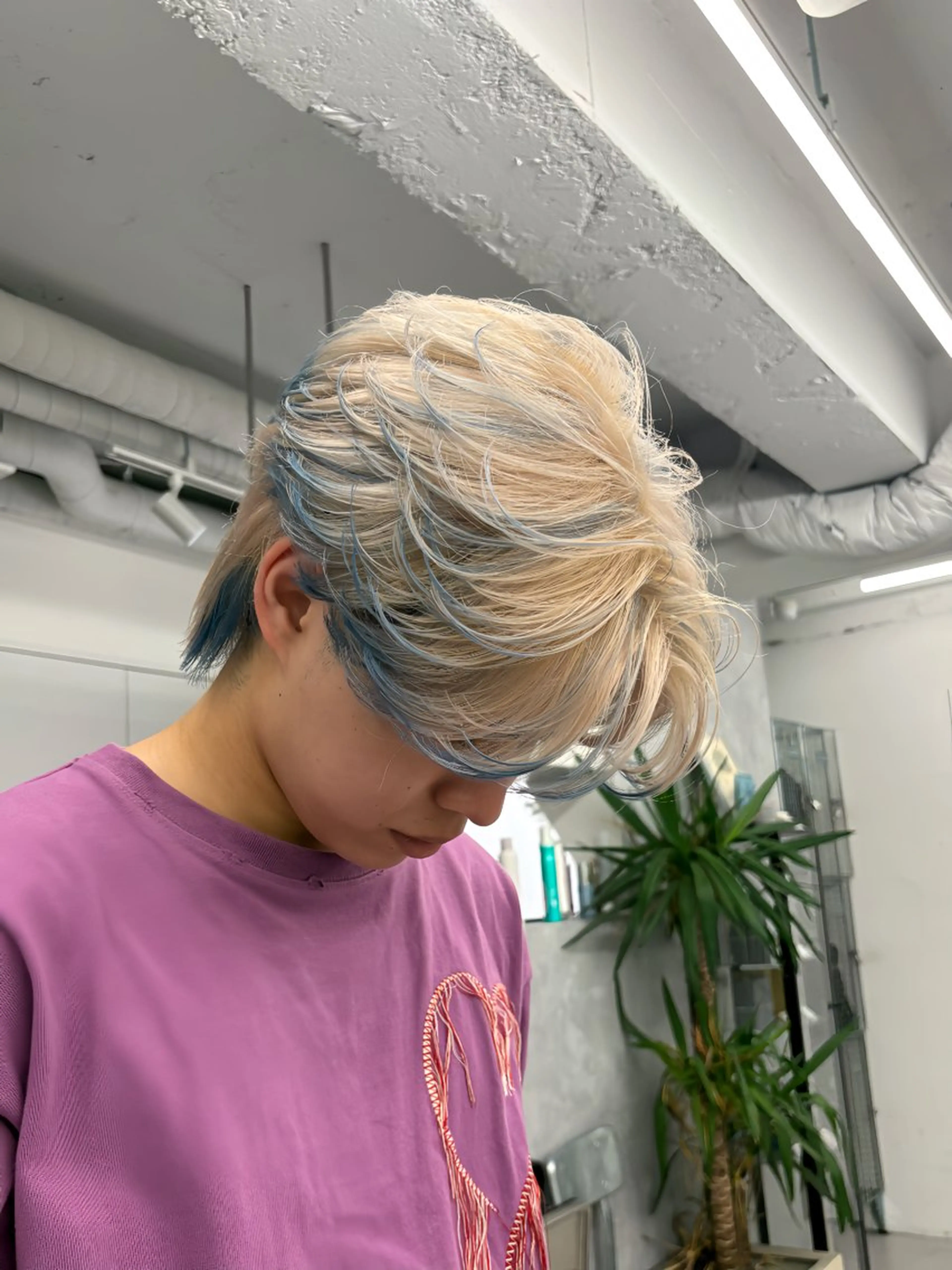 ミディアム カラー メンズ カット ヘアカラー メンズバレイヤージュ 🔥メンズカット🔥のヘアスタイル