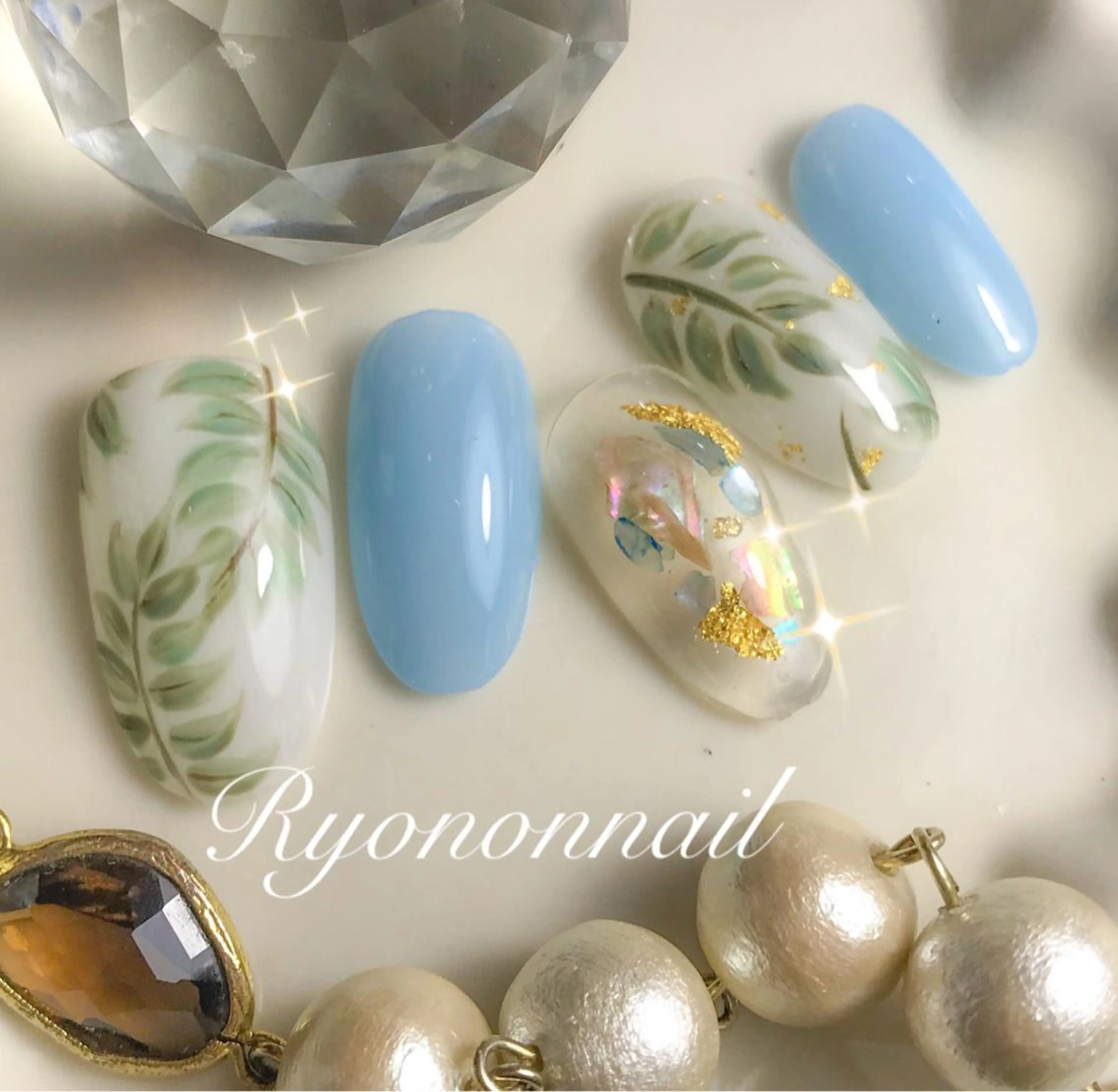 ネイル Ryononnail(リョノンネイル)所属・Ryononnail 上谷典子のネイルデザイン