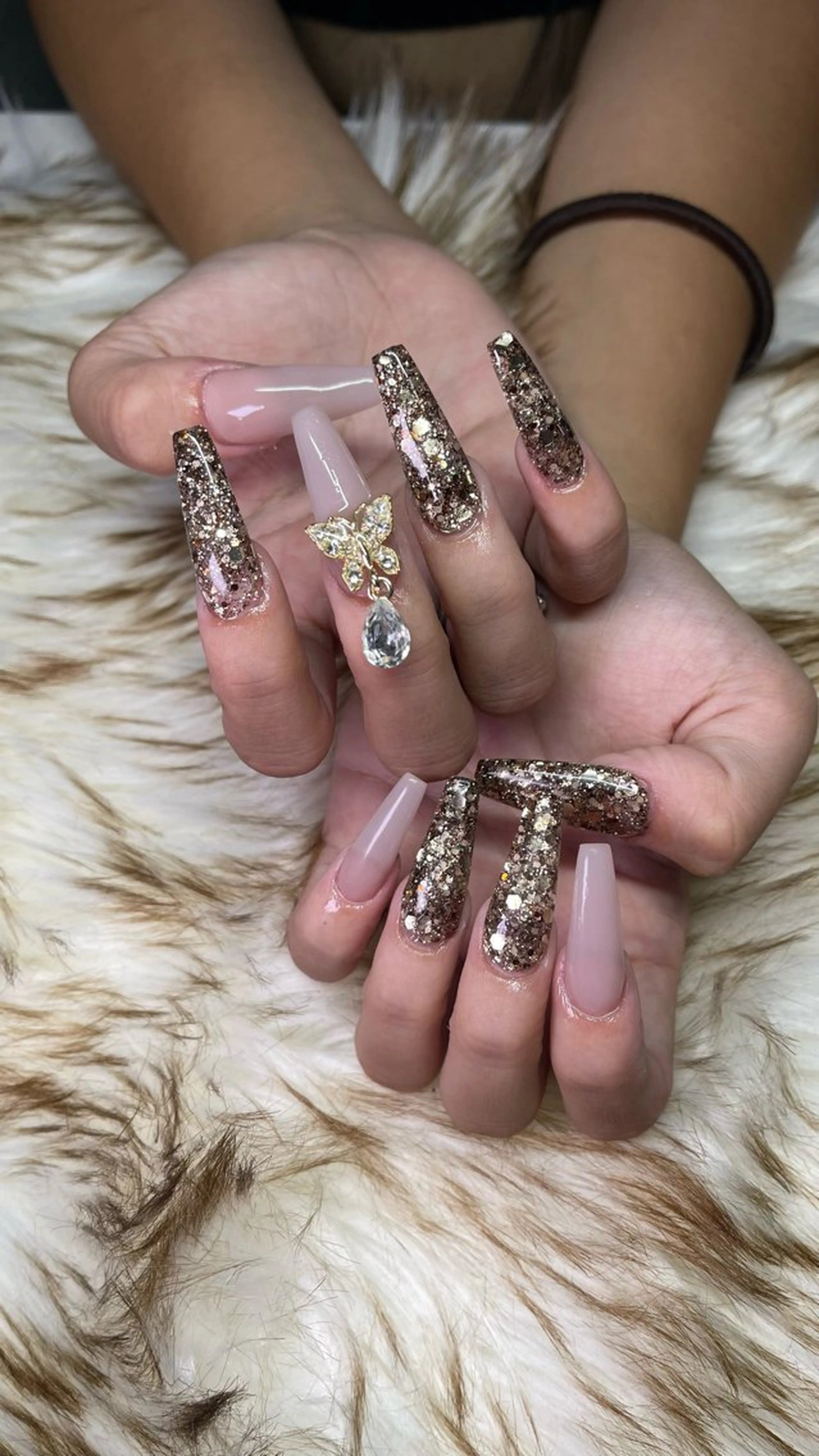 ネイル ハンドネイル NAIL FOCUS Lisaのネイルデザイン