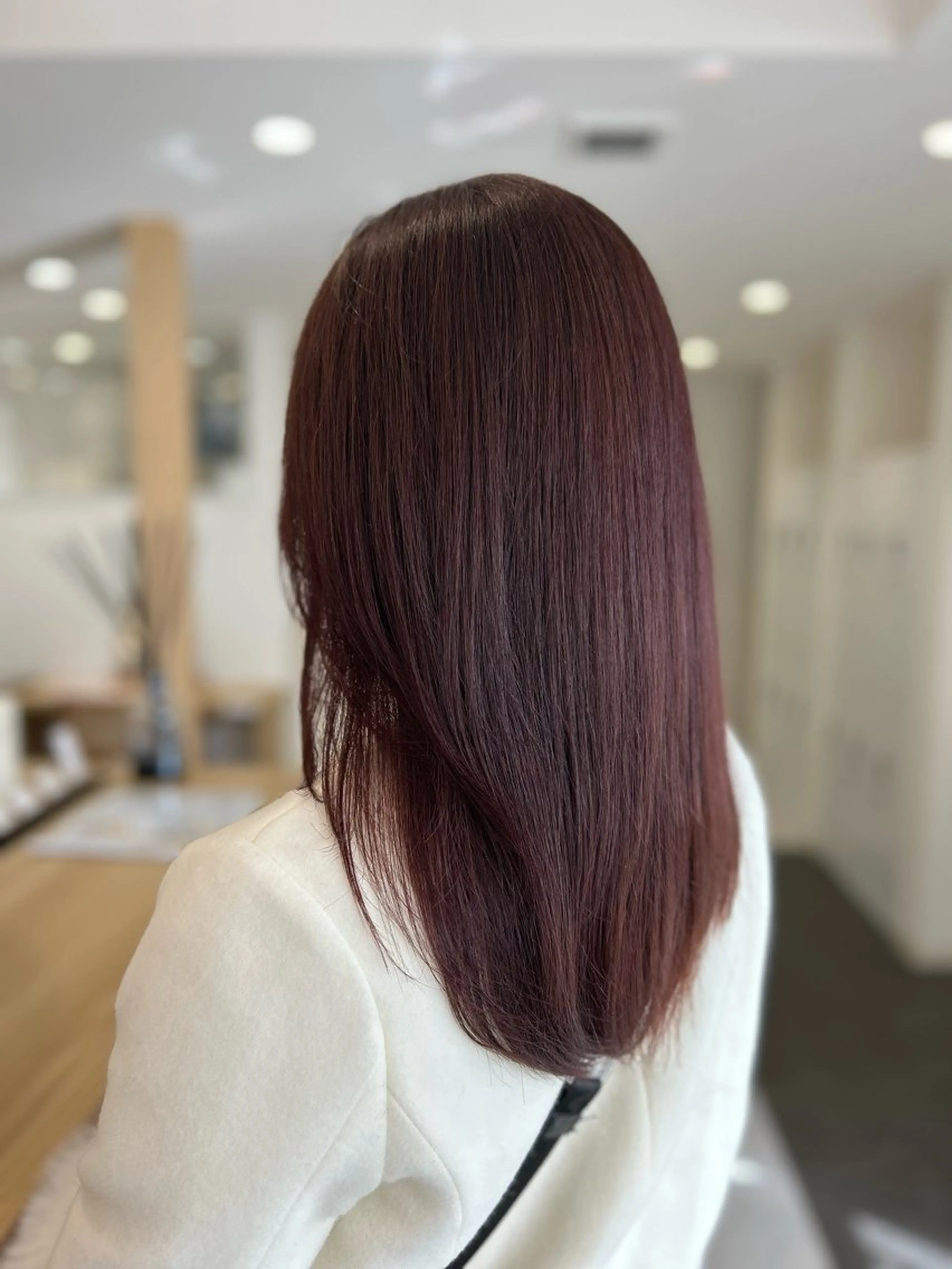 セミロング カラー AFLOAT SAYURIのヘアスタイル