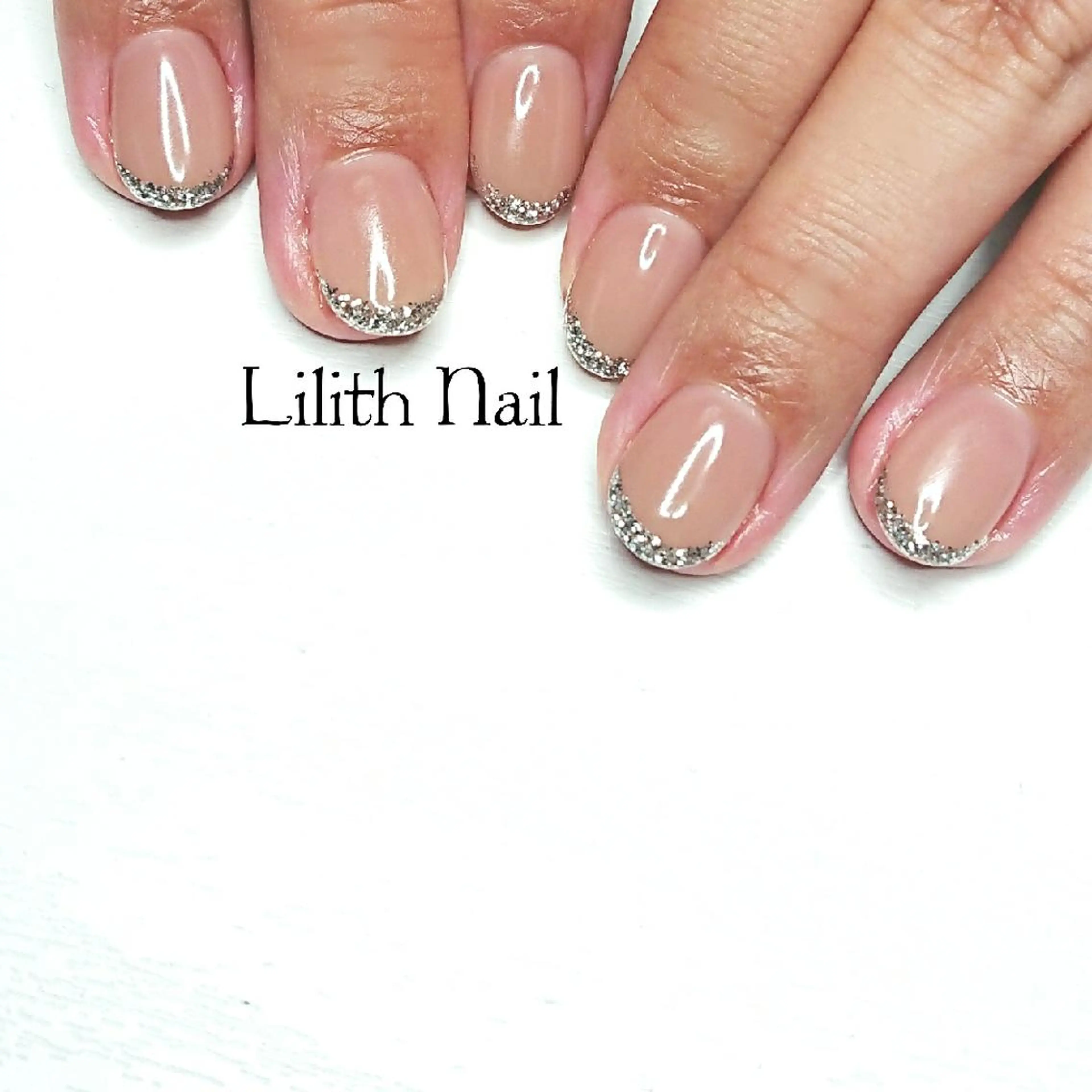 ネイル フレンチネイル ハンドネイル Lilith Nailのネイルデザイン