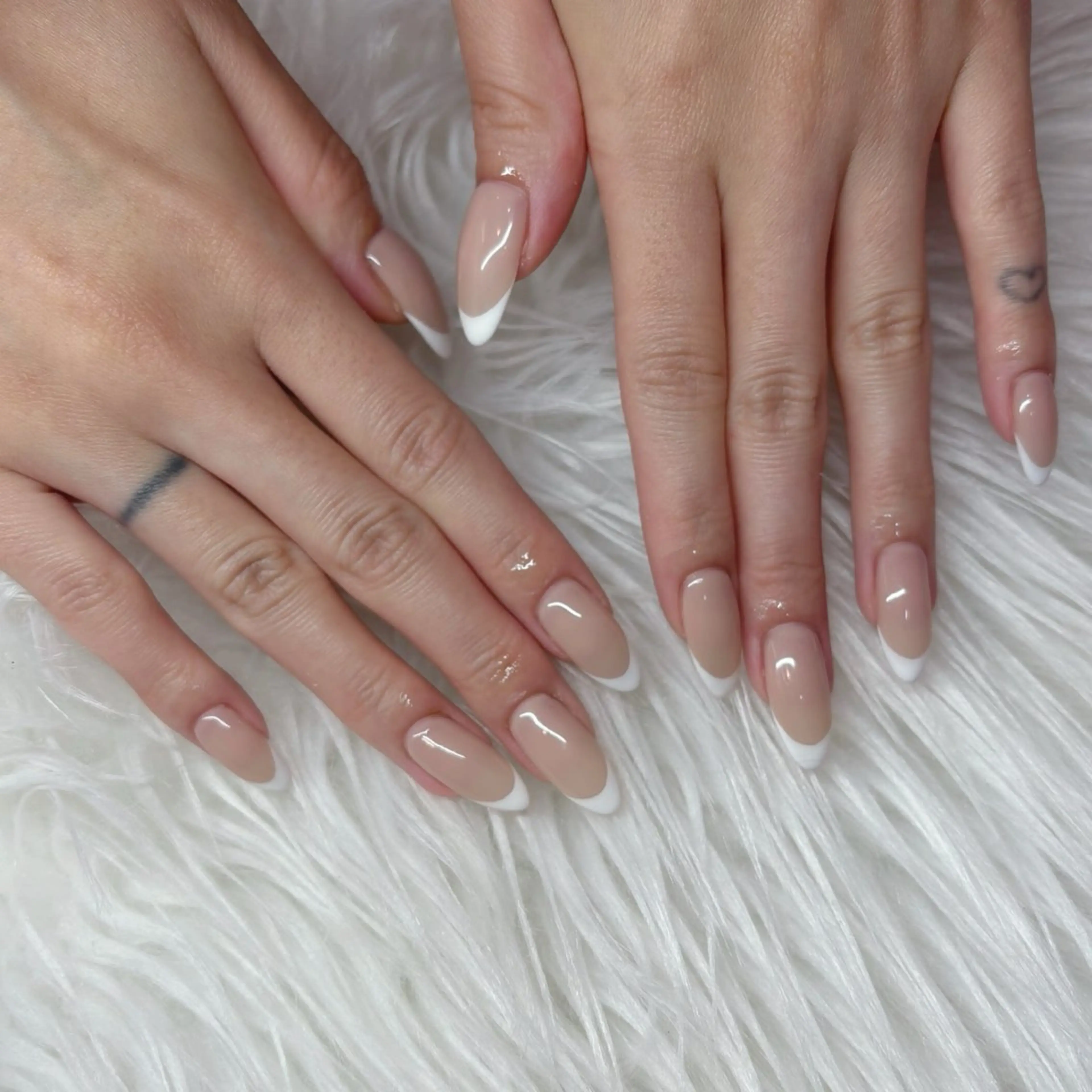 ⭐︎ジェル⭐︎フレンチ/カラグラ/ラメグラ(ベース色あり)の写真