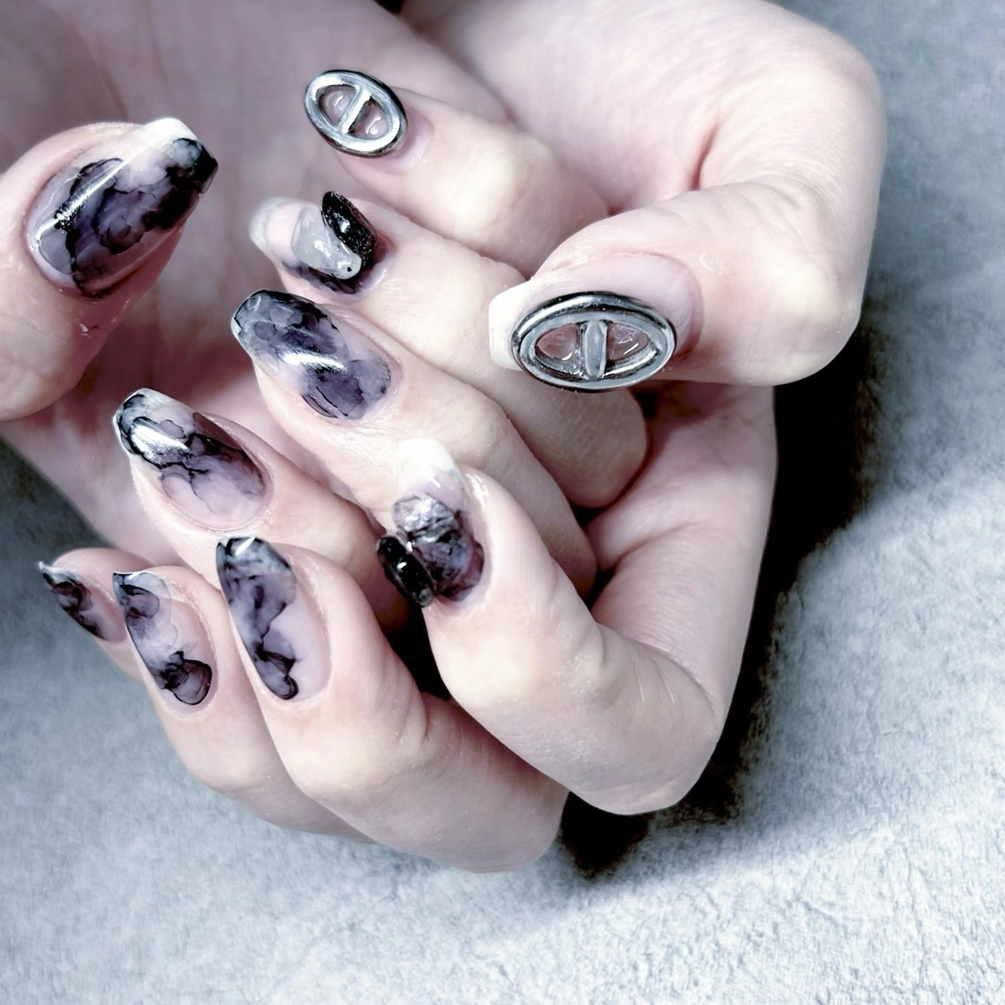 ネイル she nail studio所属・room 410のネイルデザイン