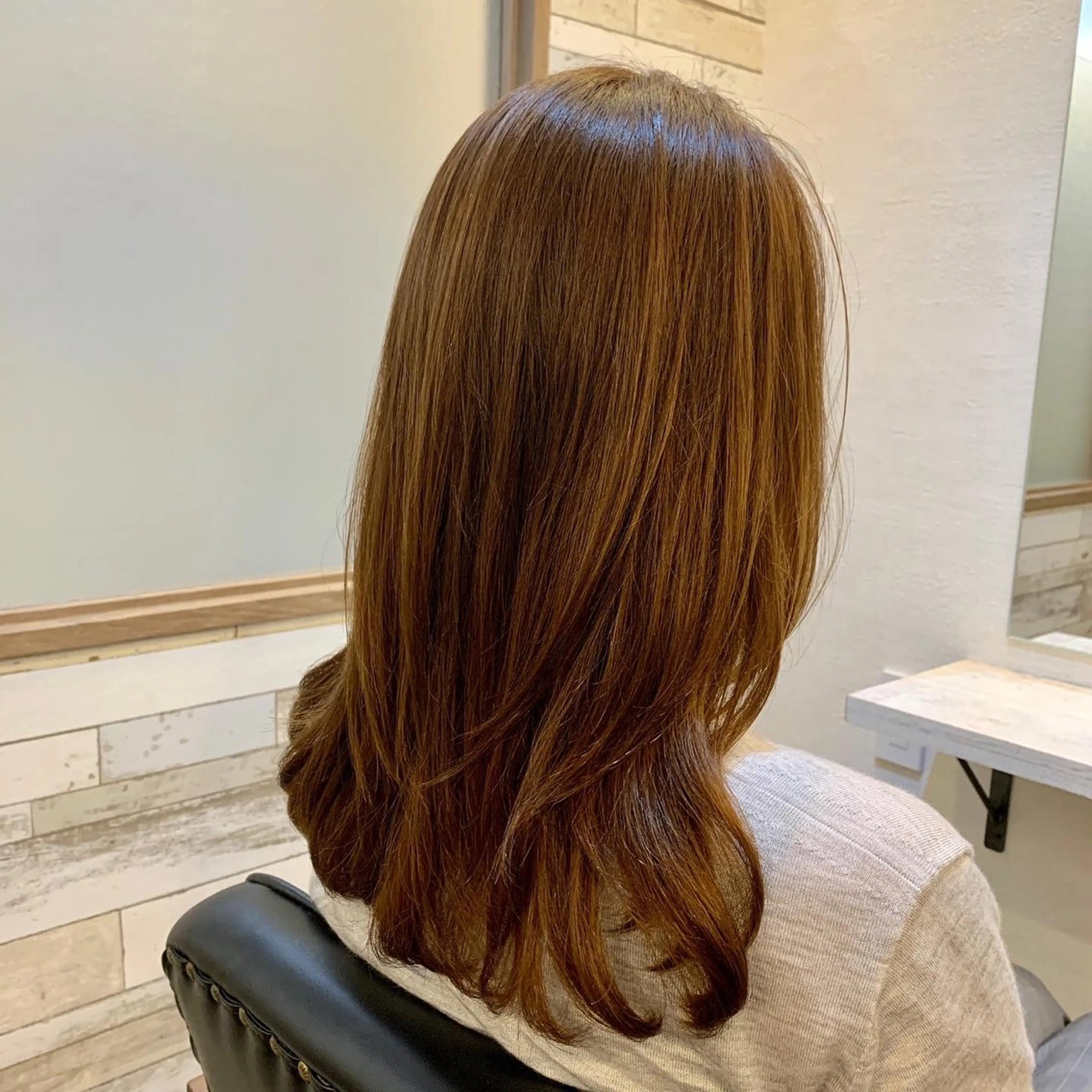 セミロング レイヤーカット 心斎橋大人ヘア🍬 泉　準のヘアスタイル