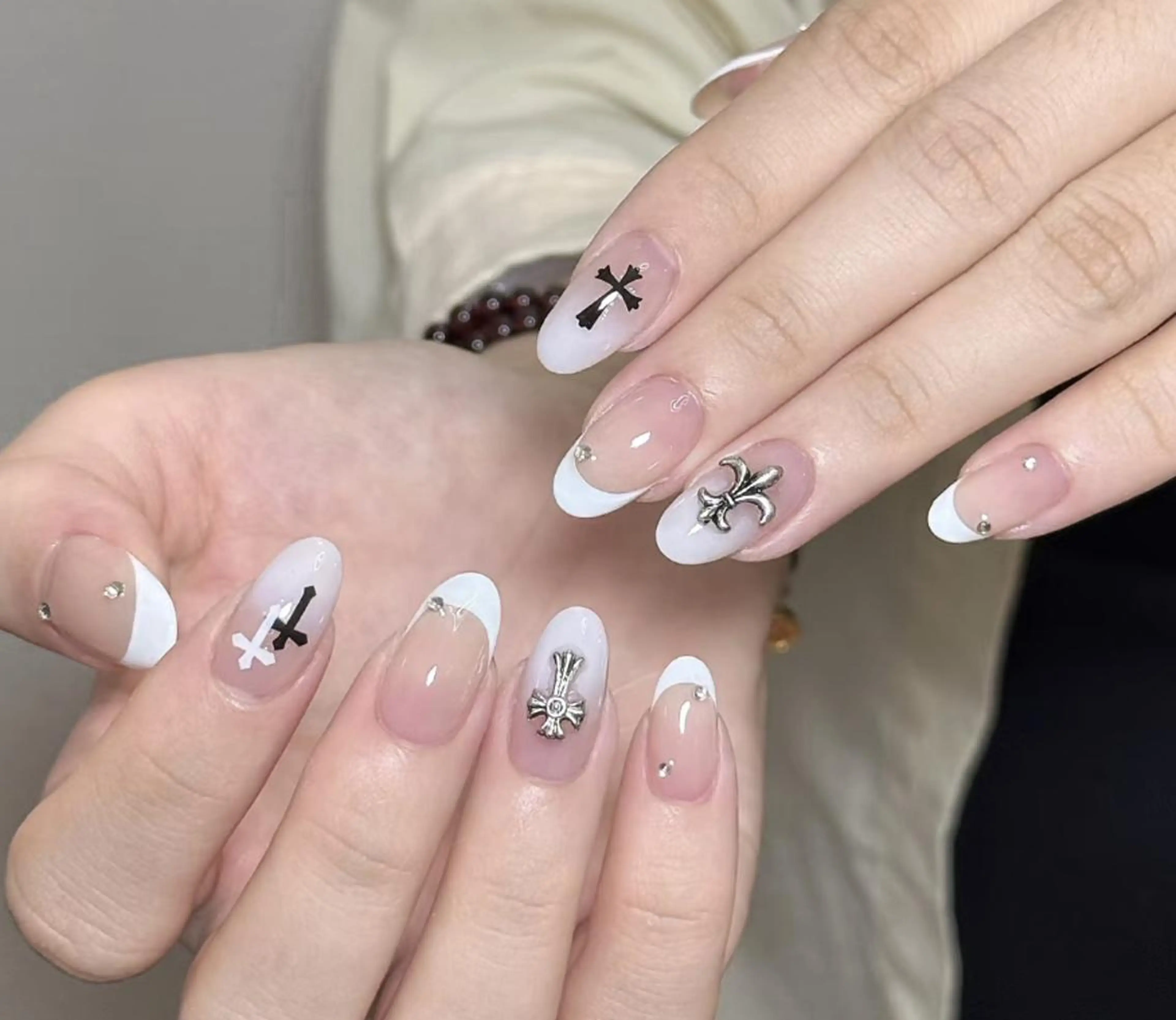 マツエク・マツパ ハンドネイル Miya🎀 nailのネイルデザイン