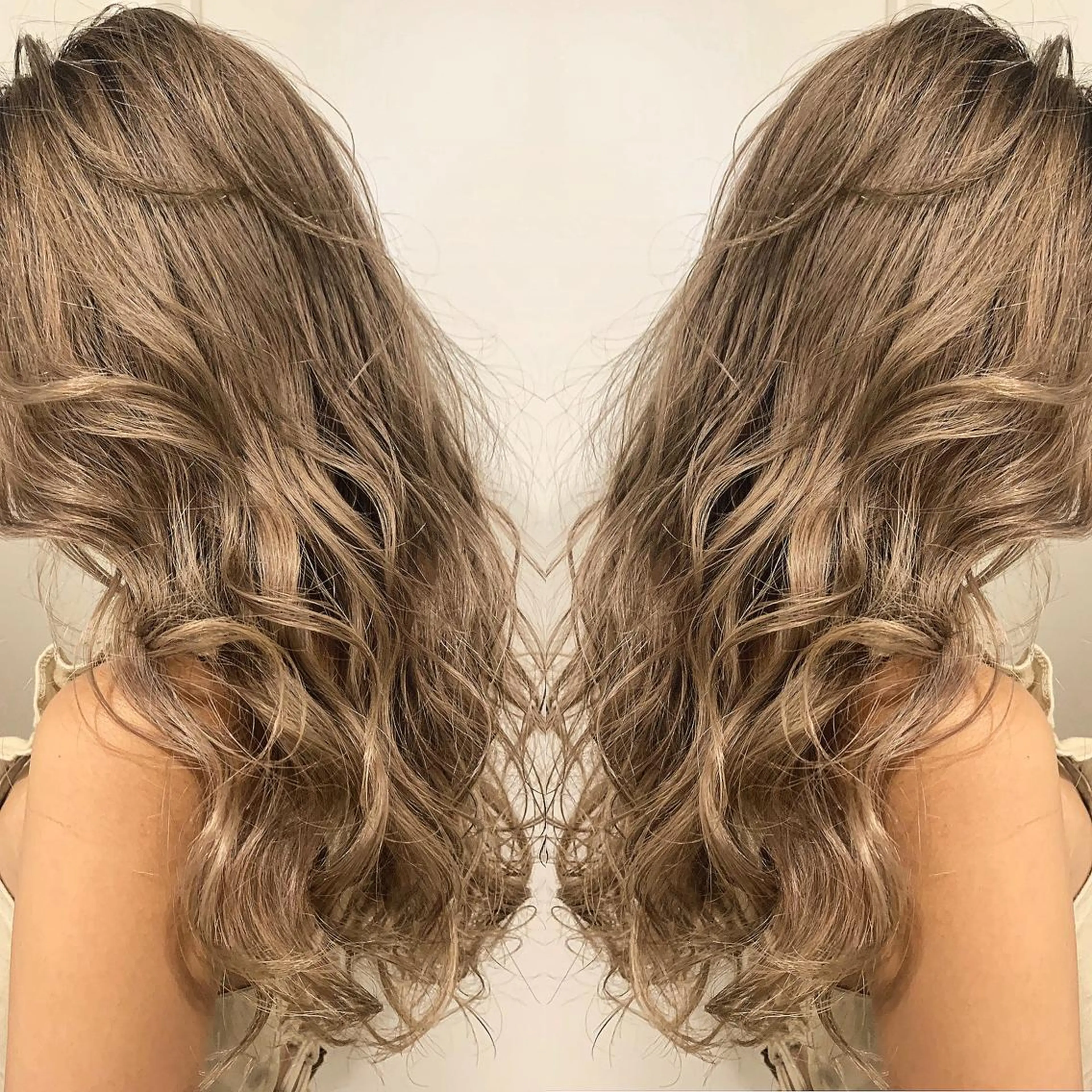 ロング カラー ヘアアレンジ ベージュカラー 透明感カラー ヘアカラー トリートメント 🎨カラー満足度 500%💫ヅル💫のヘアスタイル