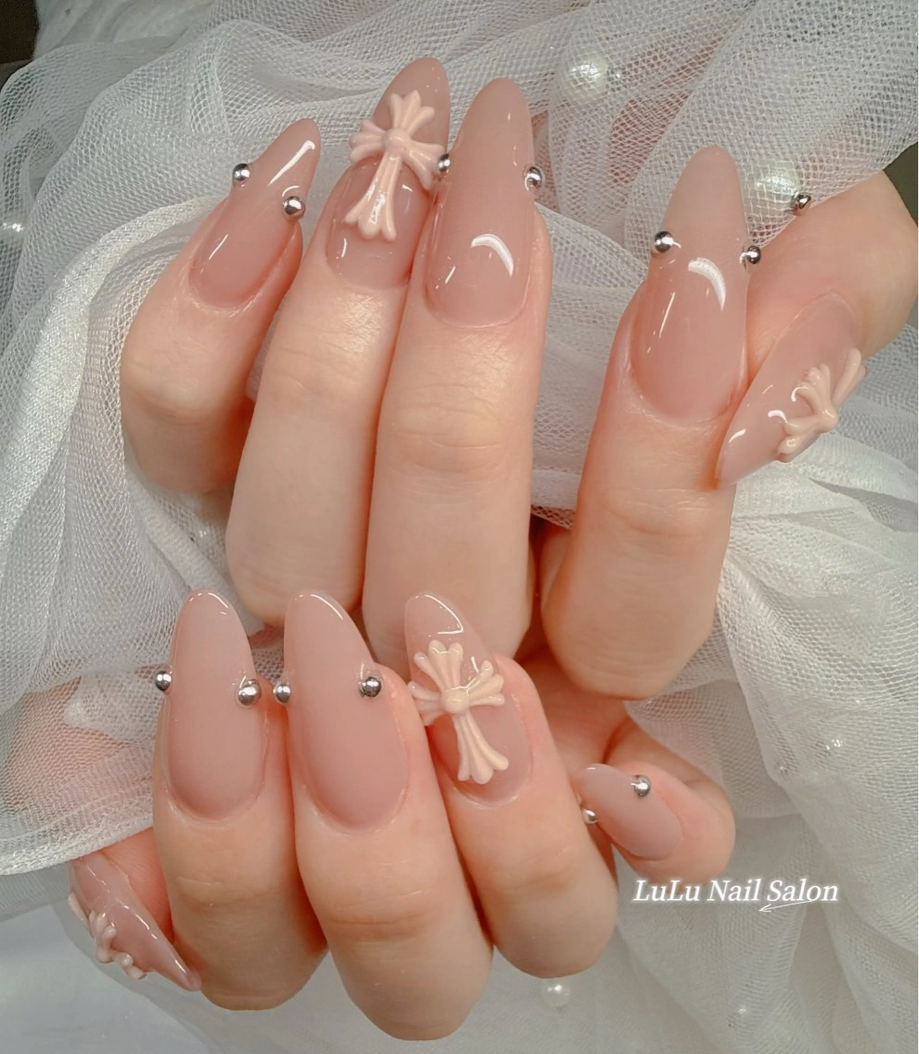 ネイル ハンドネイル LULU Nail  Salon 新宿所属・LU LU NailSalonのネイルデザイン