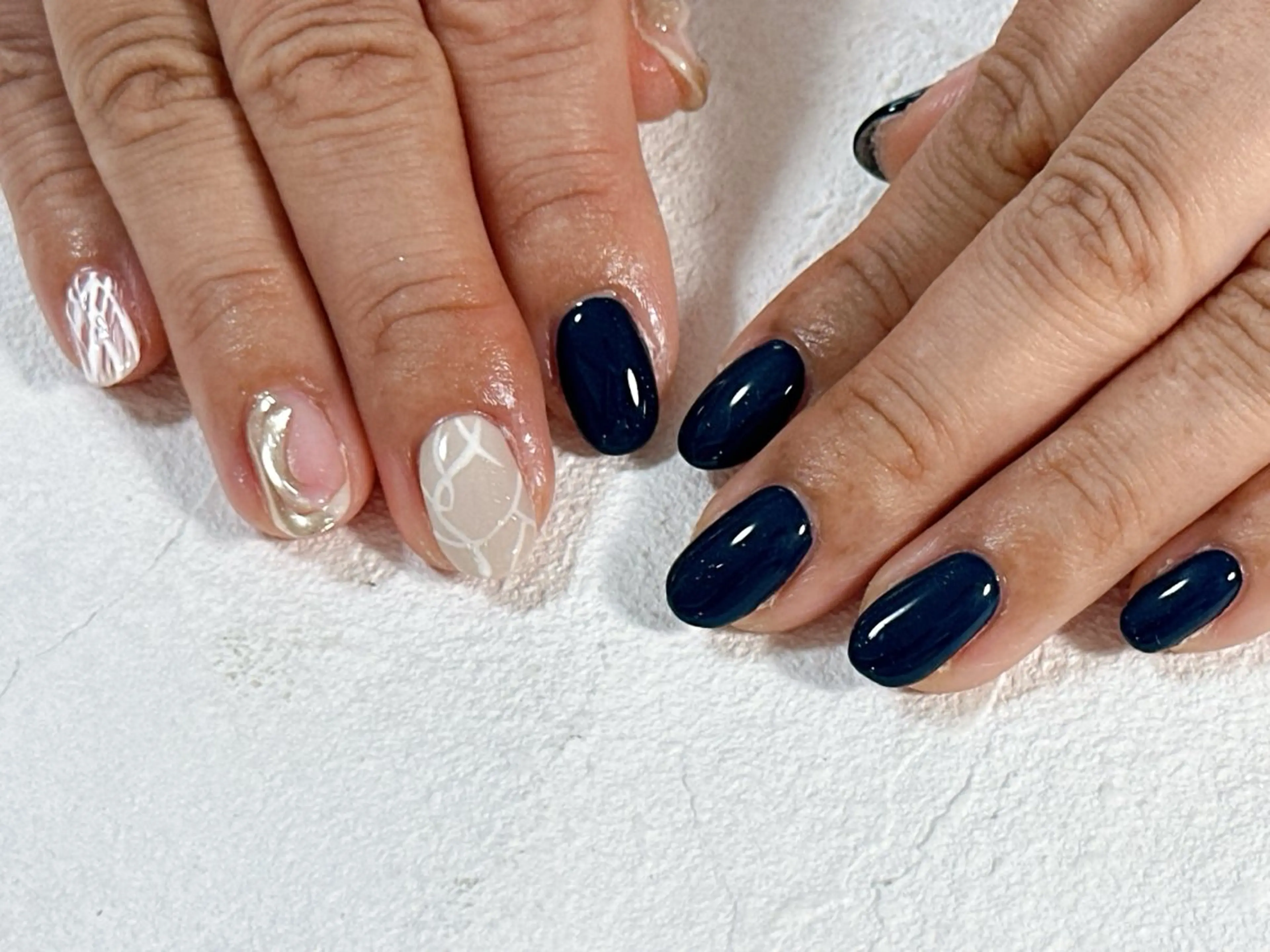 ネイル オーロラネイル フットネイル フレンチネイル ジェルネイル マグネットネイル kiki nail たまプラーザのネイルデザイン