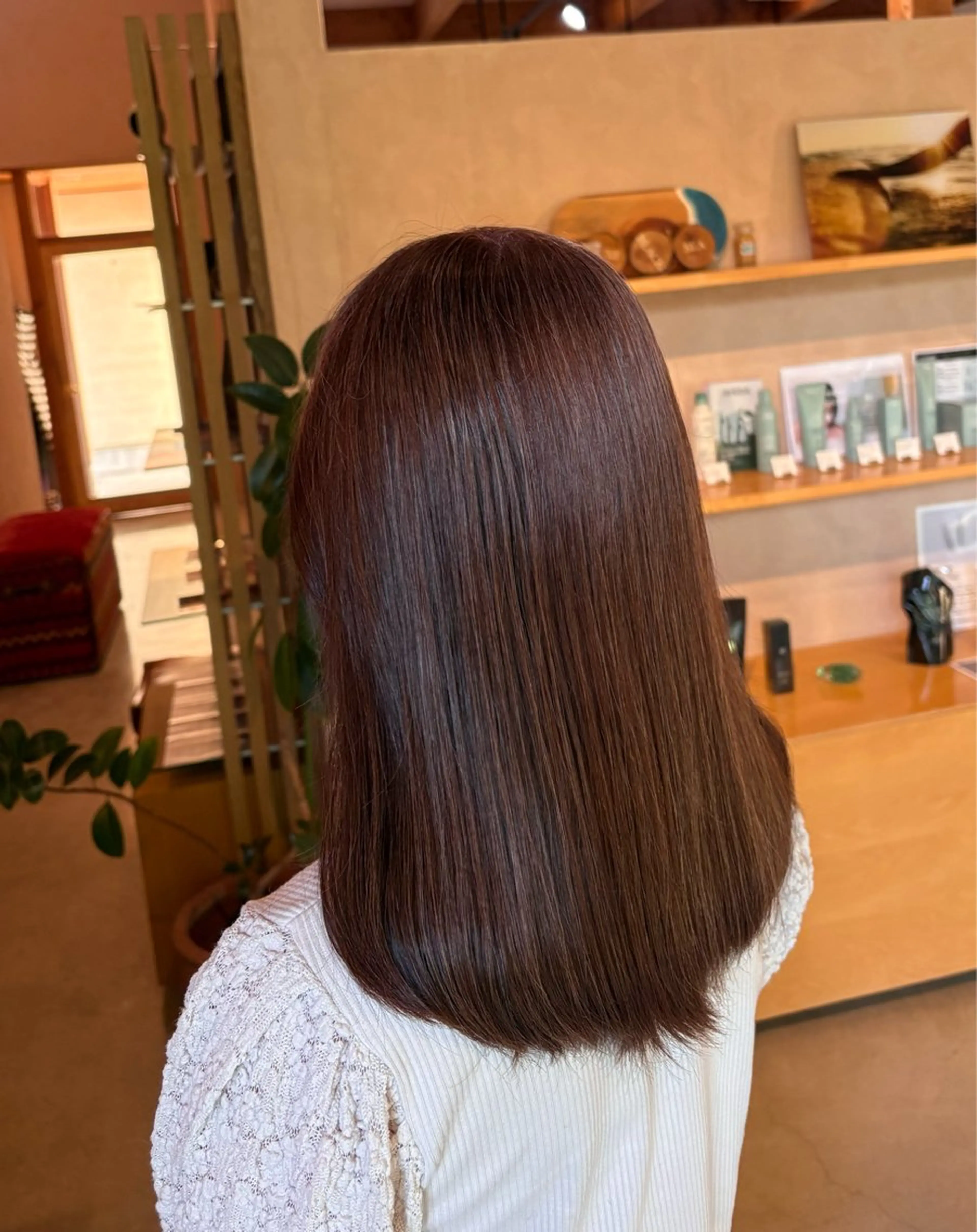 フルカラー　AVEDAカラー使用　ロング料金有りの写真