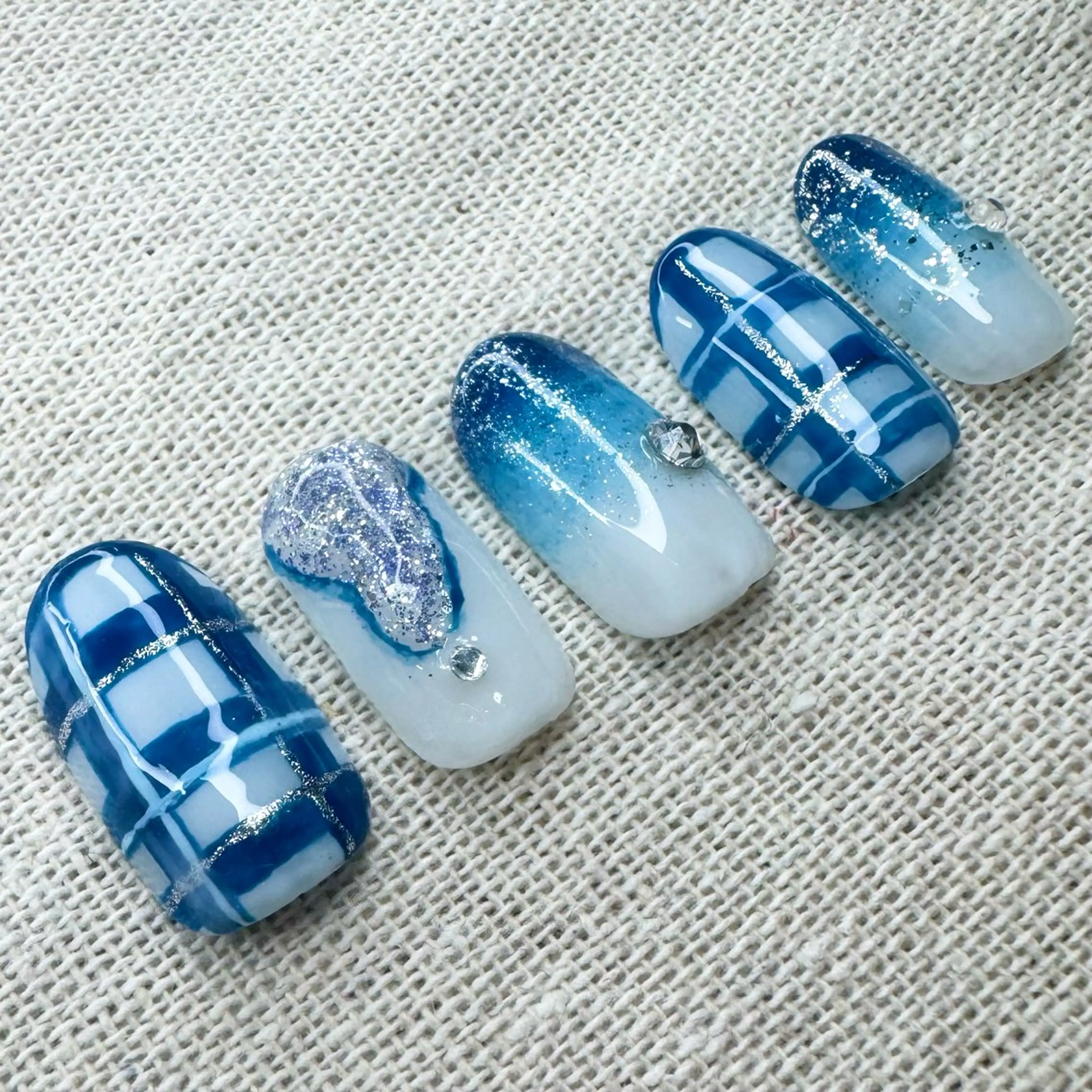 ネイル B☆STELLA たまプラーザ 丸山のネイルデザイン