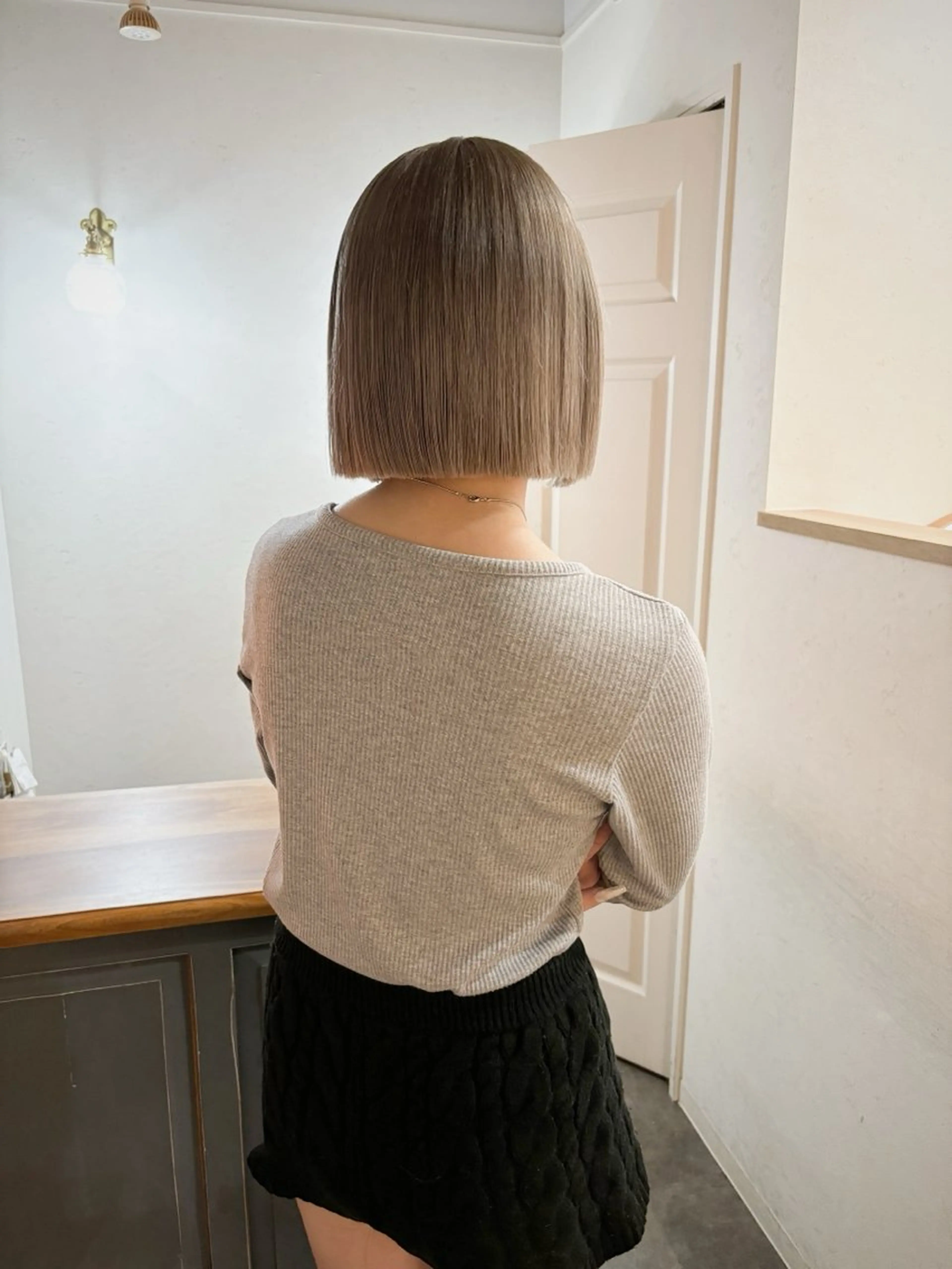 カラー ベージュカラー ブリーチ 林　蓮／レイヤー /透明感カラーのヘアスタイル