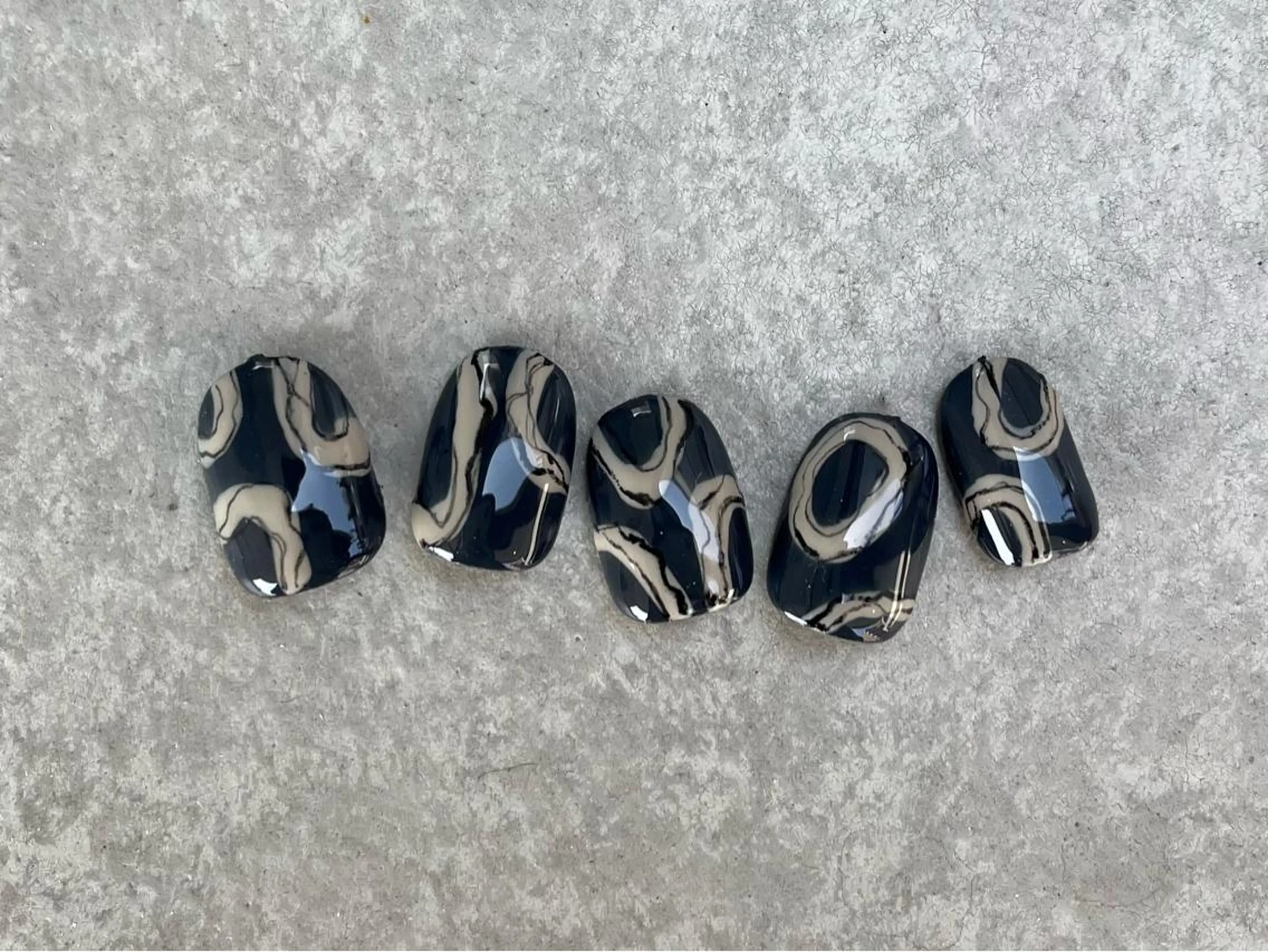 ネイル ハンドネイル 🤎Two ERI🤎のネイルデザイン