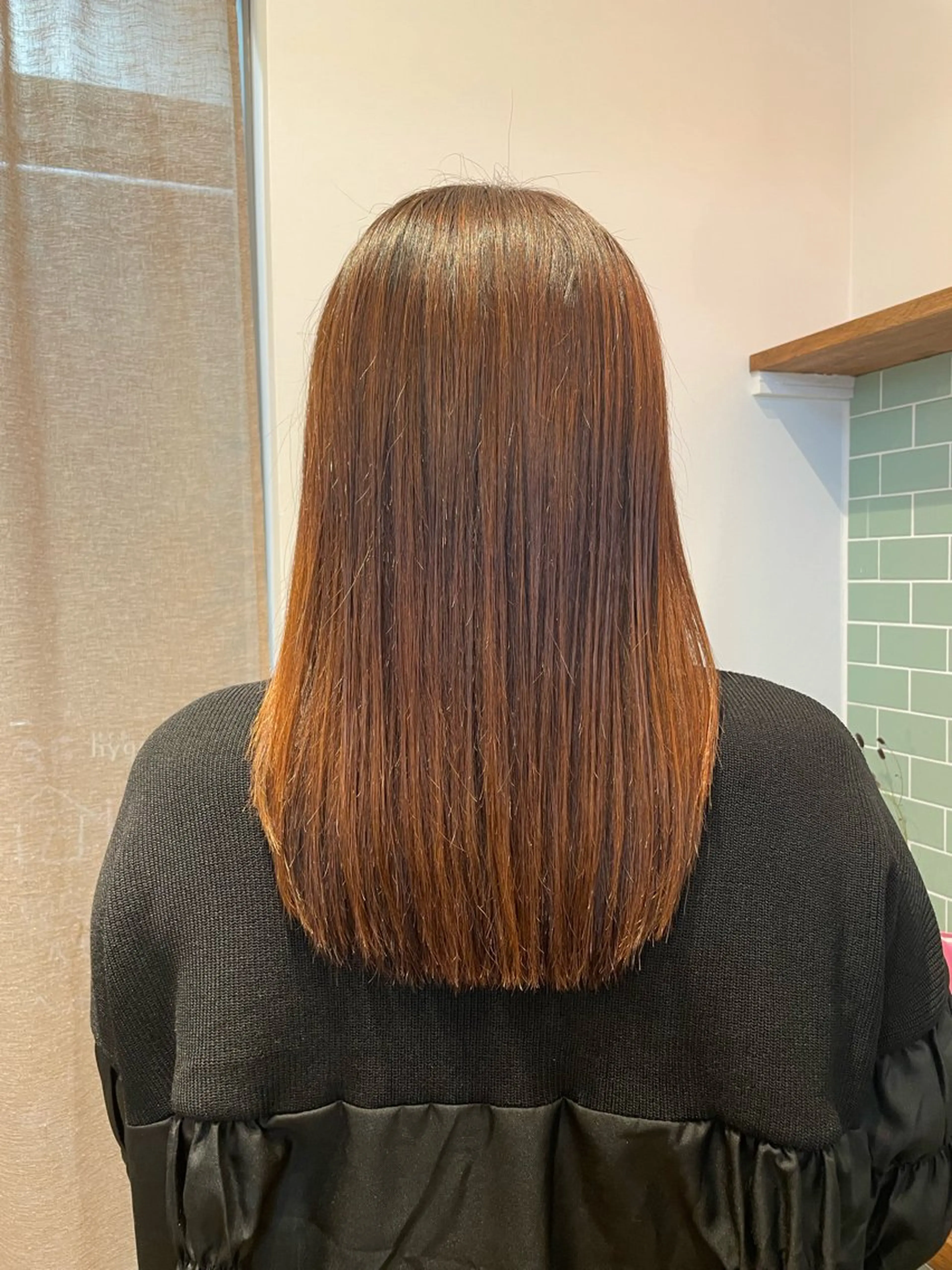 ロング 顔まわりレイヤー レイヤーカット ロング hygge　元住吉店所属・望月 千絵のヘアスタイル