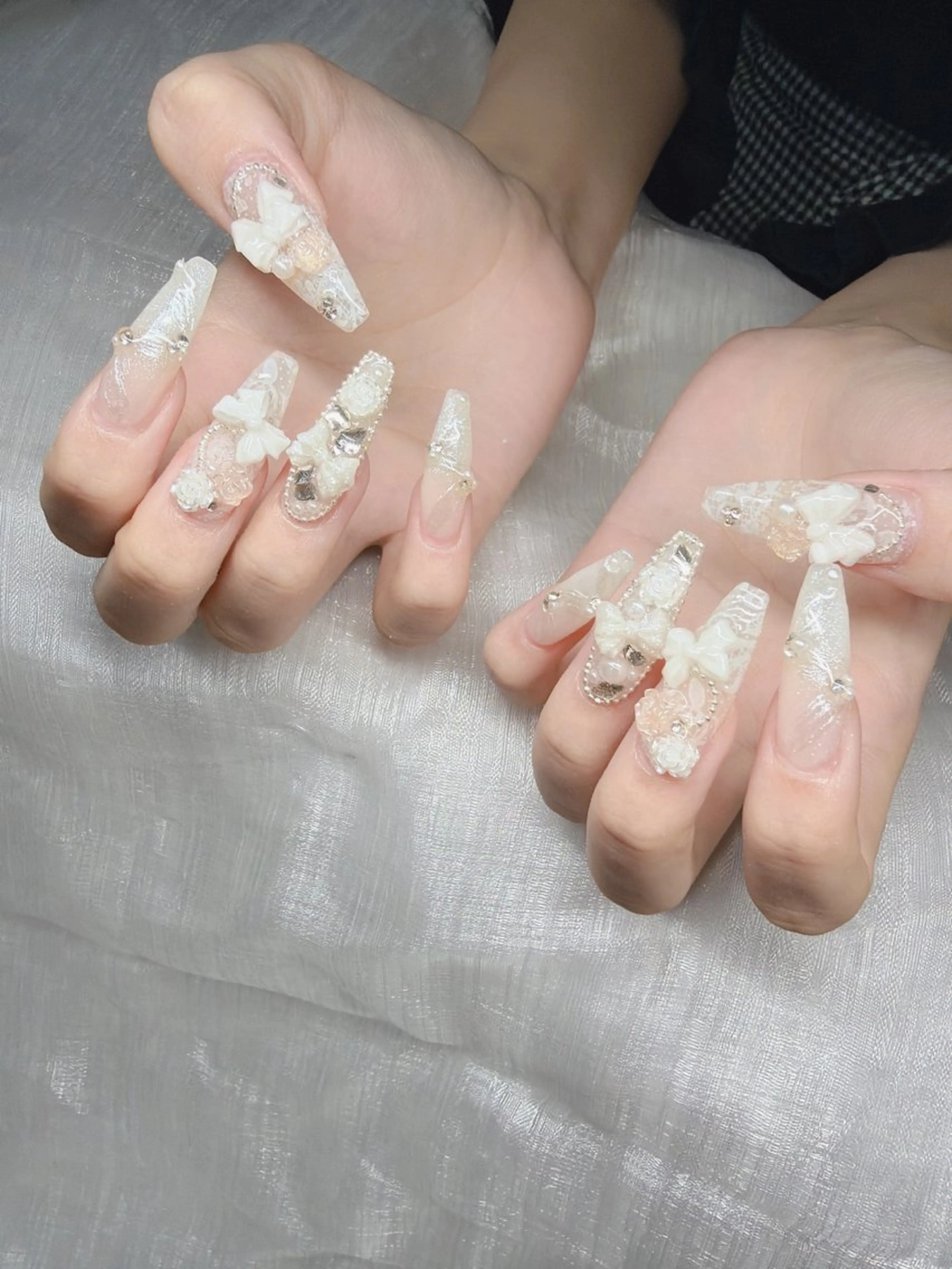 ネイル ハンドネイル Lee Nailsのネイルデザイン