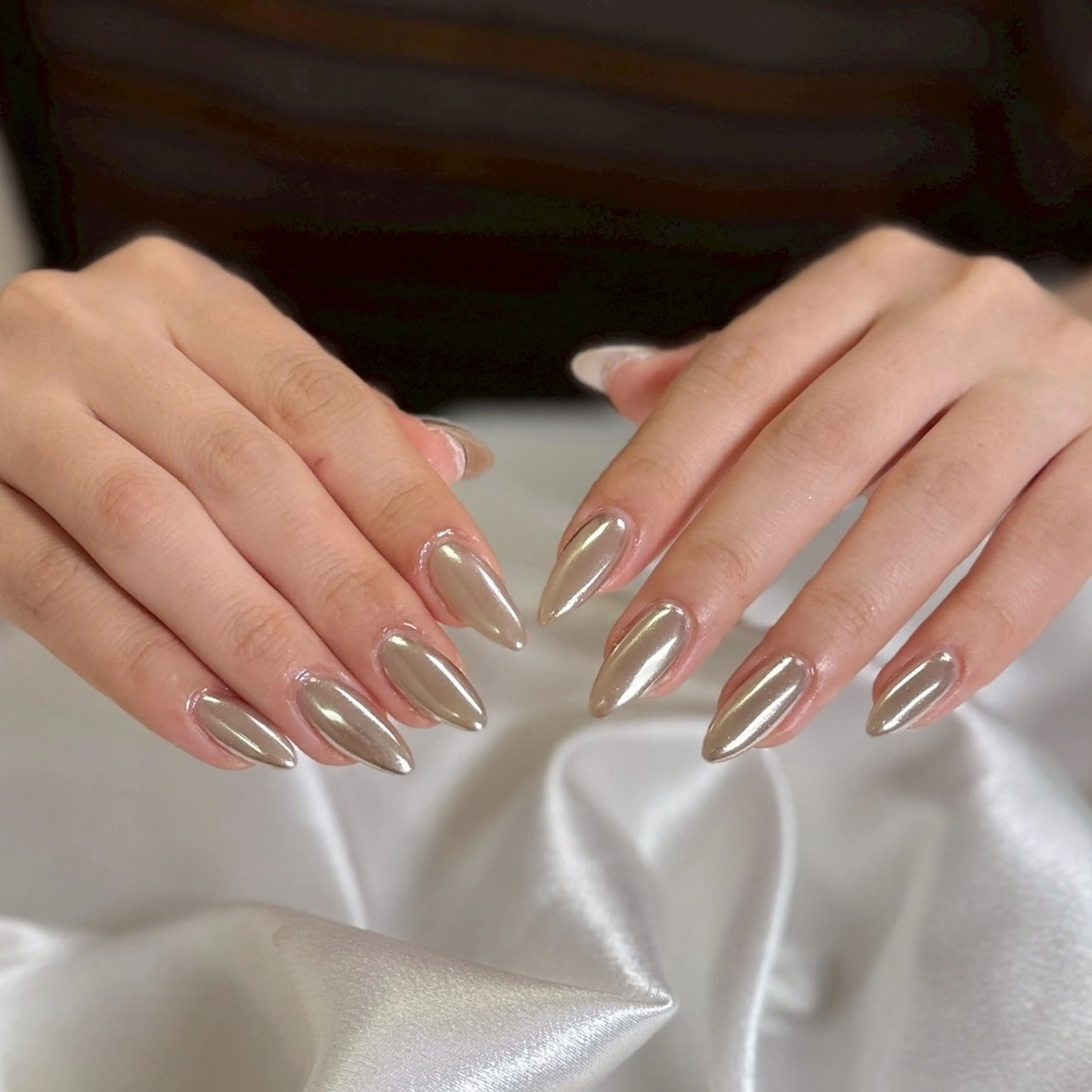 ネイル キラキラネイル 韓国ネイル ミラーネイル 春ネイル ハンドネイル MoanaNail Manamiのネイルデザイン