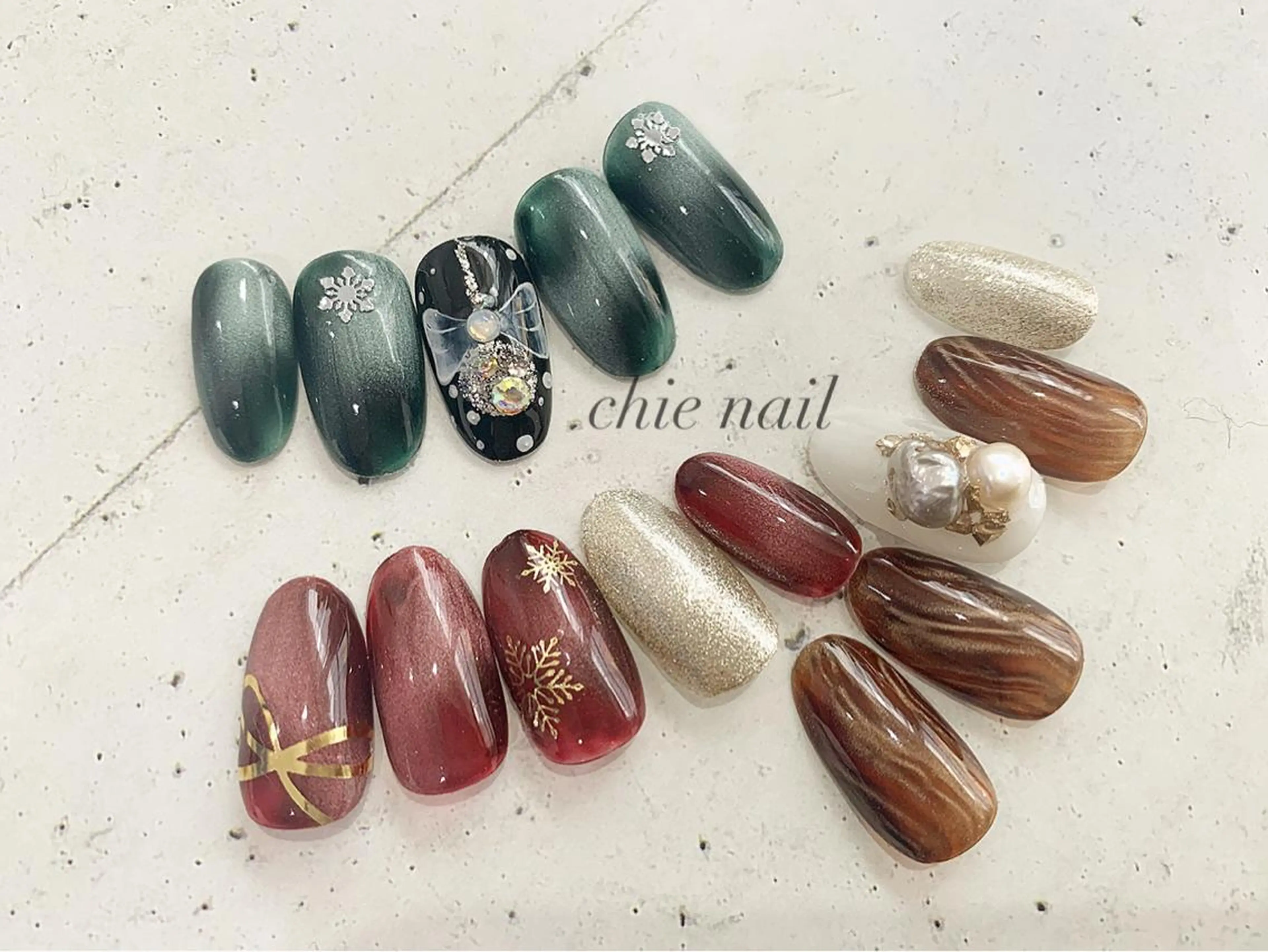 ネイル ジェルネイル マグネットネイル 森ノ宮❤︎ chieのネイルデザイン