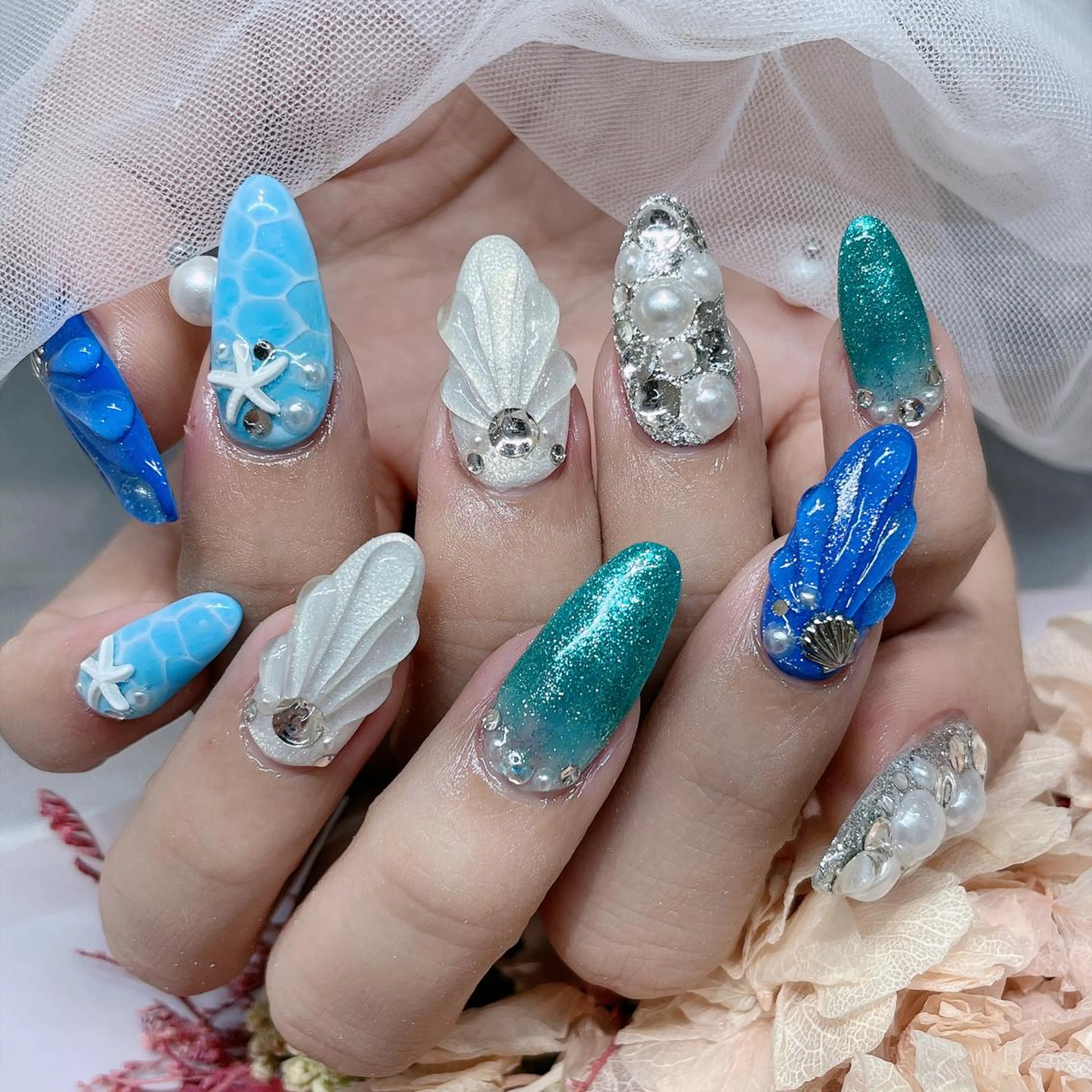 ネイル 長さだし専門店 M2　rikaのネイルデザイン