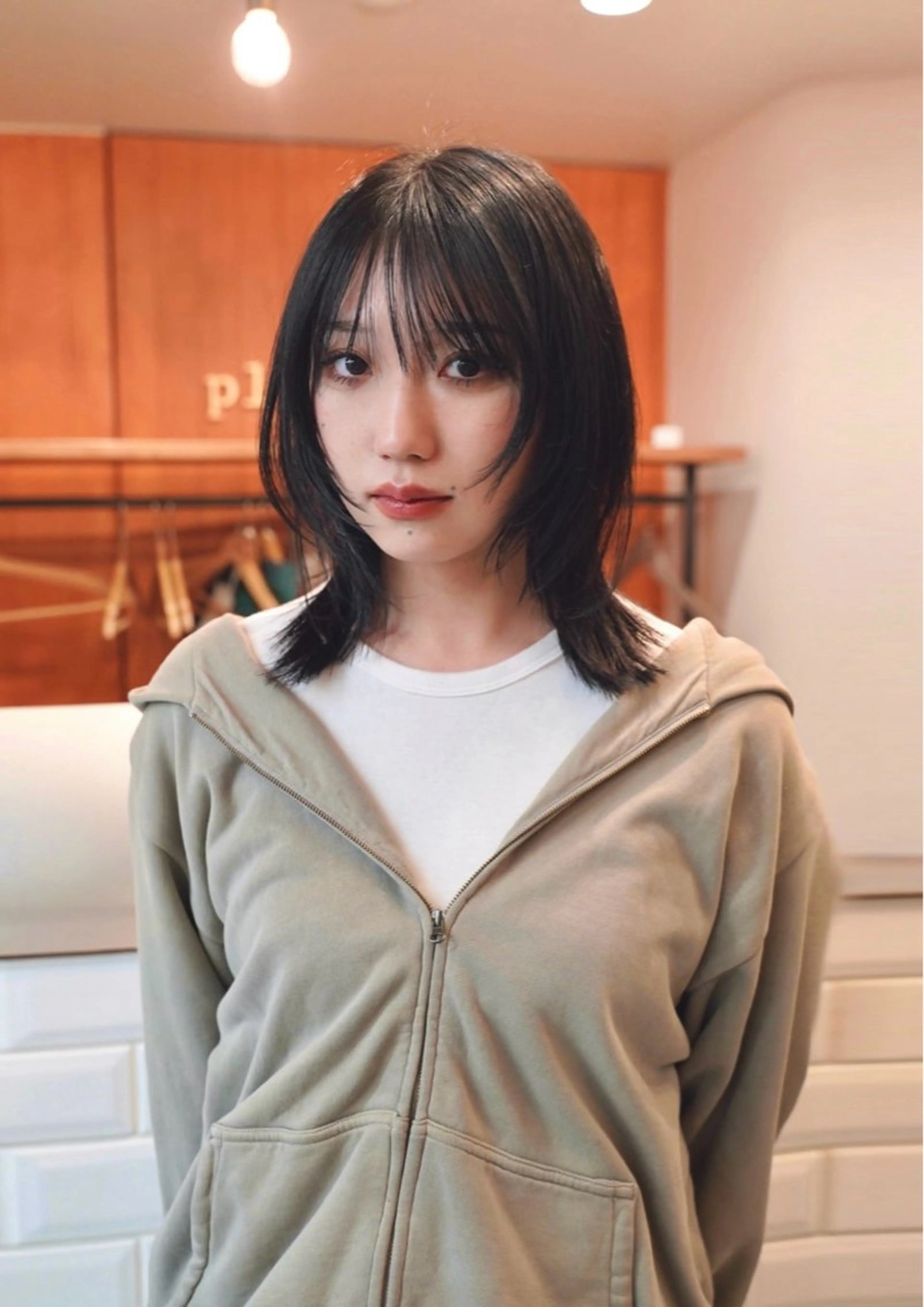 ミディアム 顔周りカット レイヤーカット ウルフカット ウルフレイヤー ヒカル/ミディアム パーマ/ロングパーマのヘアスタイル