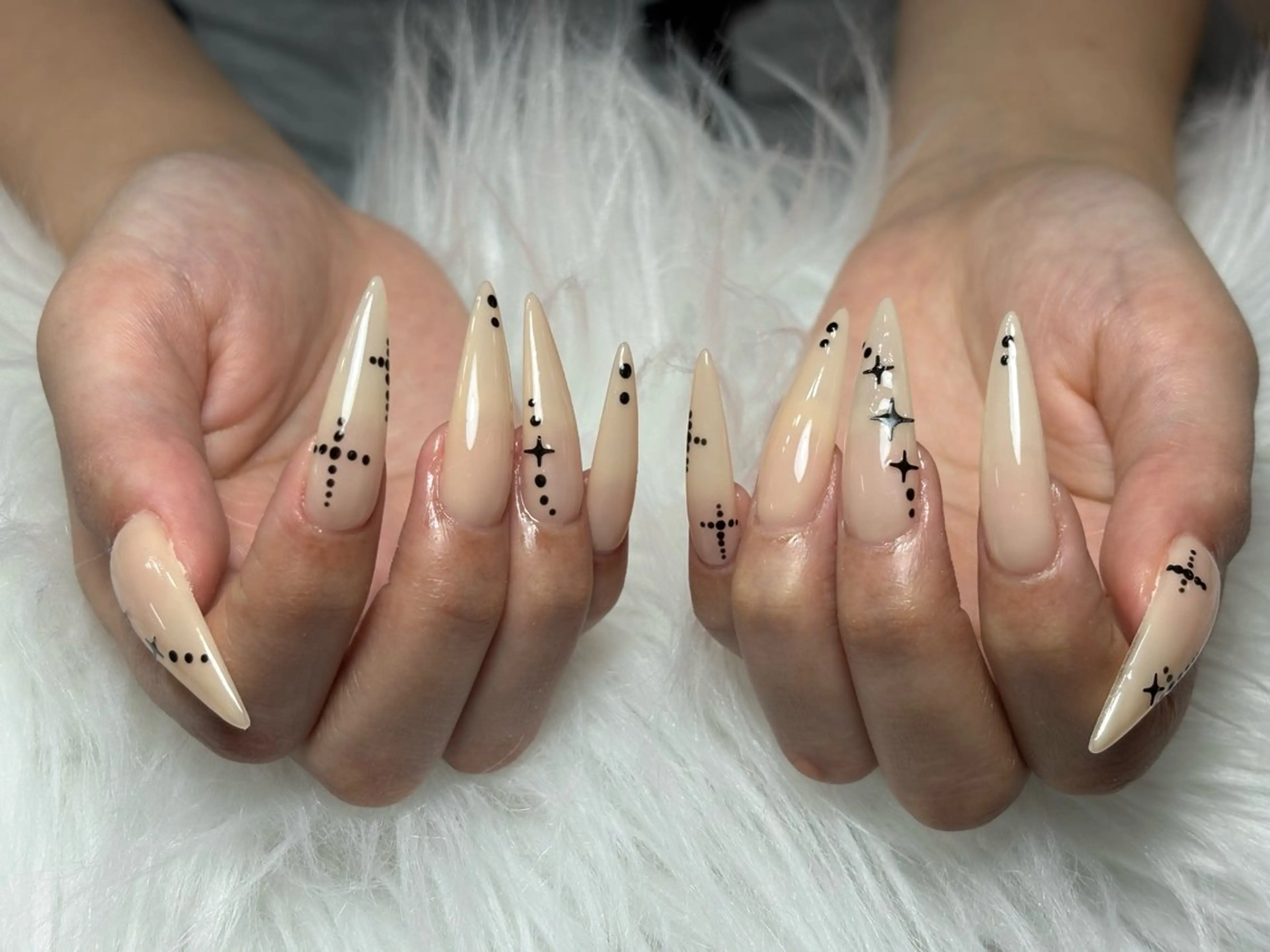 ネイル アートネイル 長さ出し ジェルネイル マグネットネイル ニュアンスネイル なな_ CloudyChanのネイルデザイン