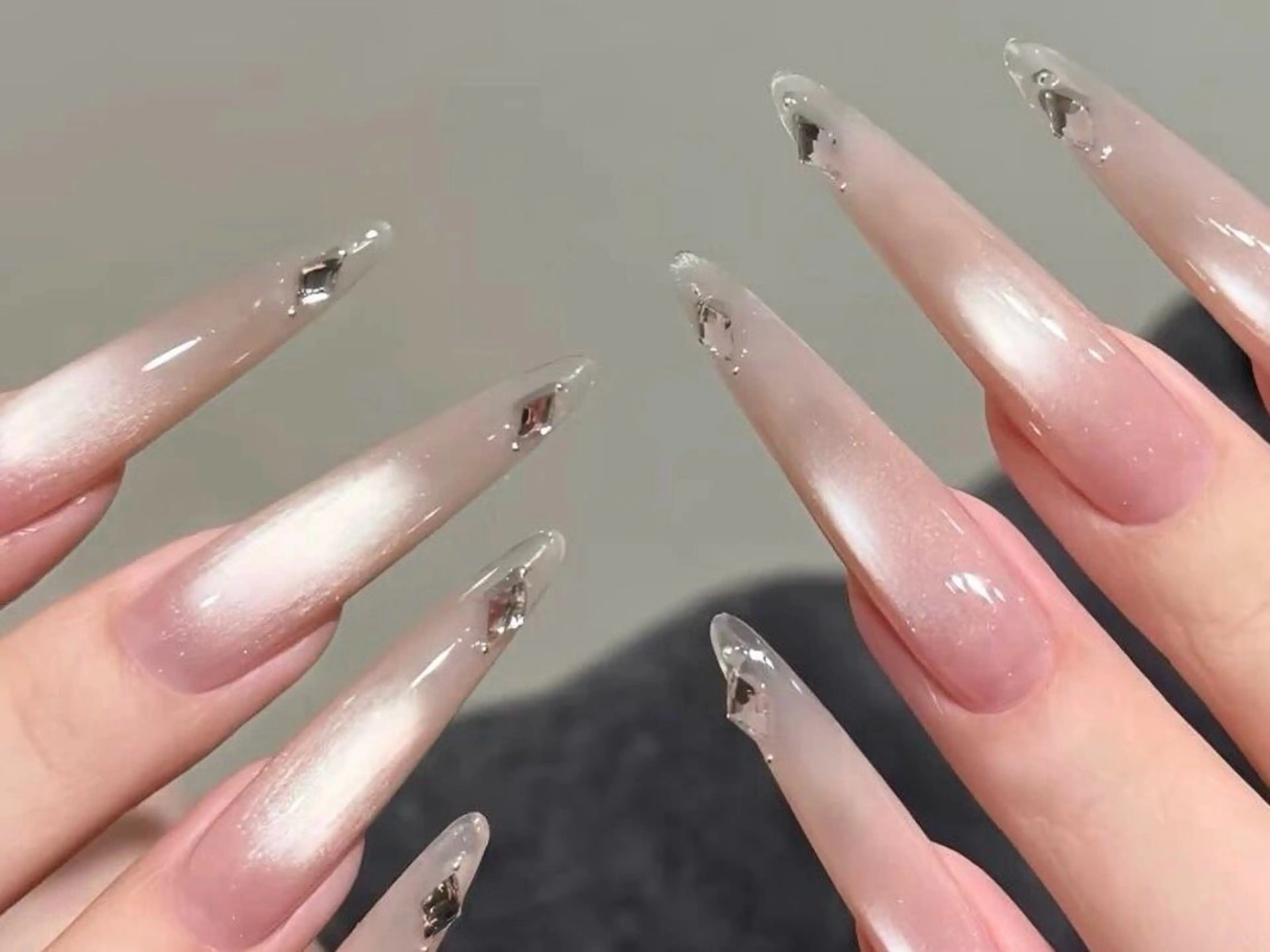 ネイル More Glam Nailsalon 大宮東口店 ～韓国ネイル・ワンホンネイル・スカルプネイル～所属・大宮 愛のネイルデザイン