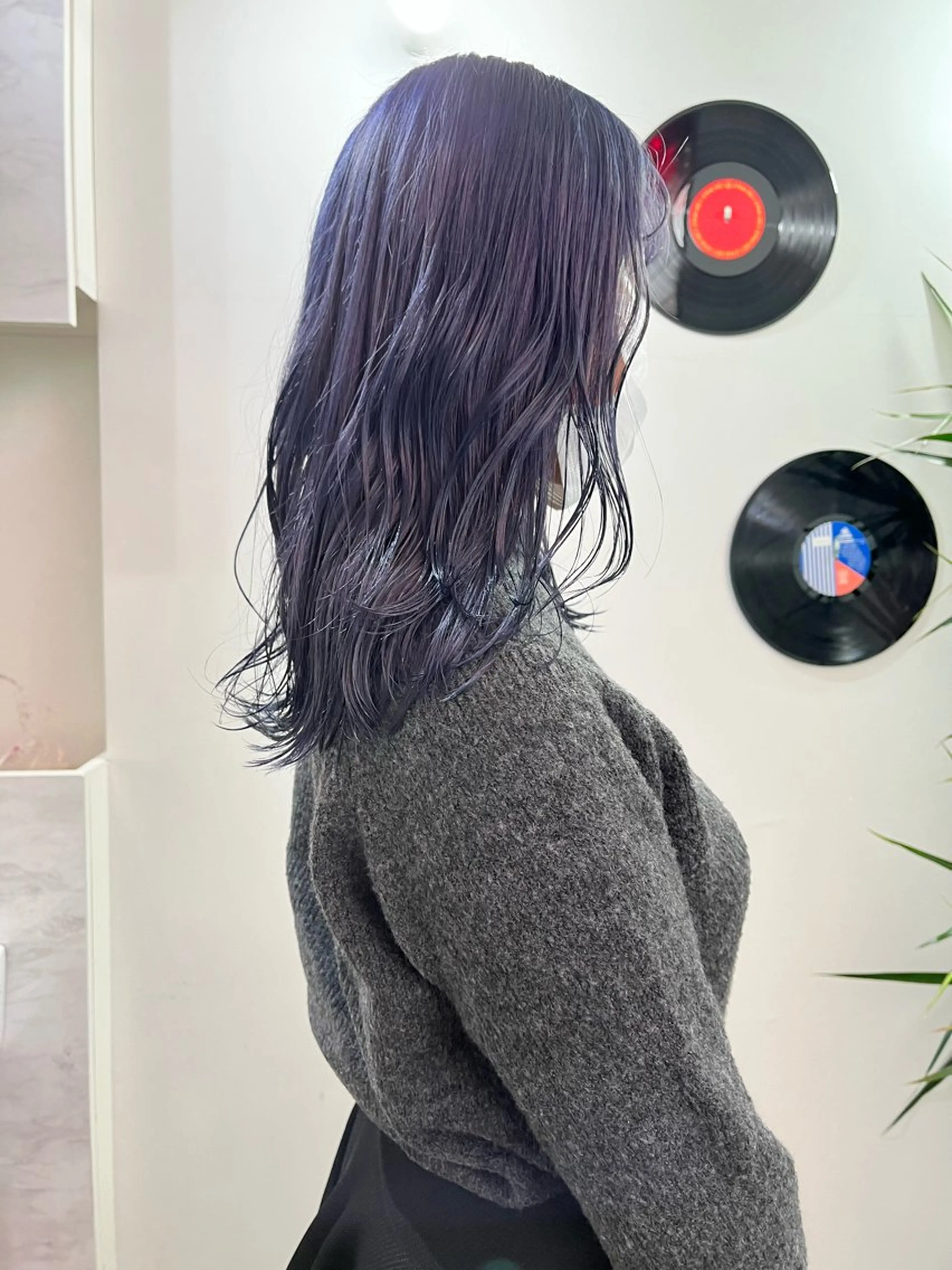 ミディアム カラー カット ヘアカラー トリートメント ヘアセット ハイトーン/レイヤー ハッシュカット/牧原のヘアスタイル