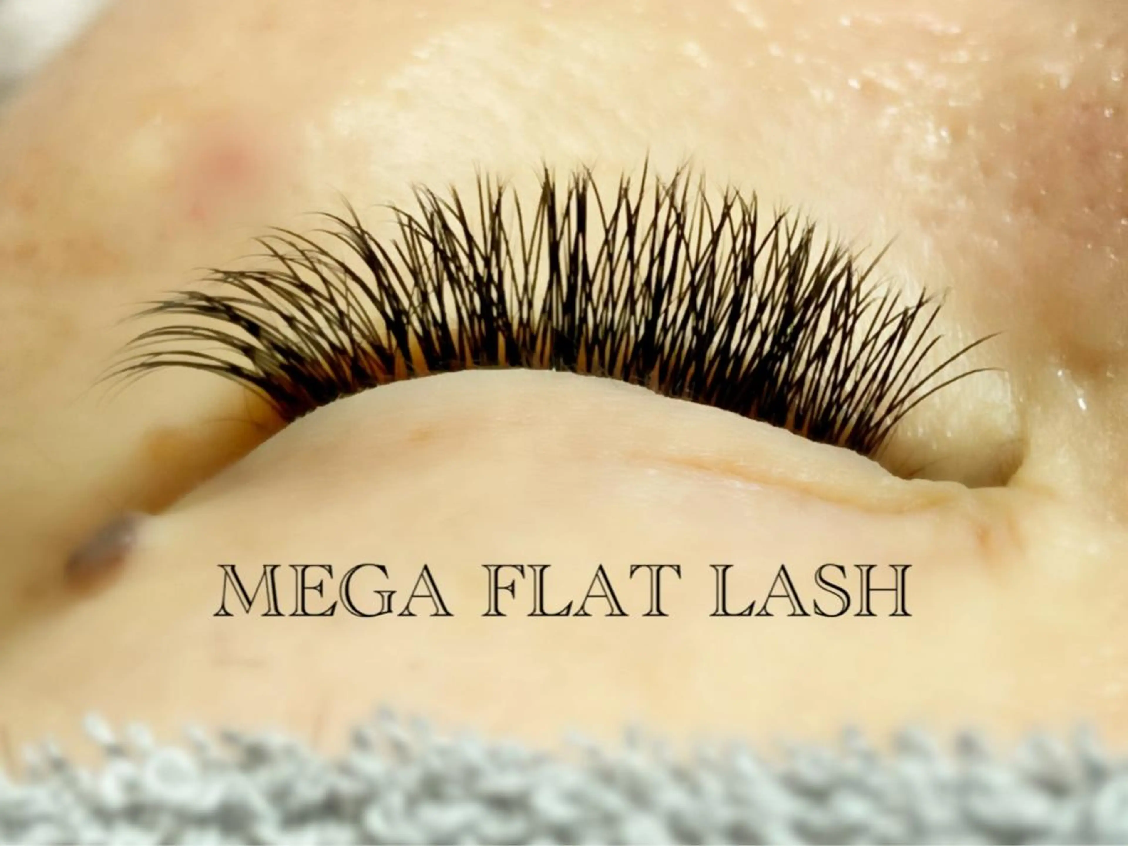 マツエク・マツパ ナチュラル 土居 夏美のマツエク・マツパデザイン