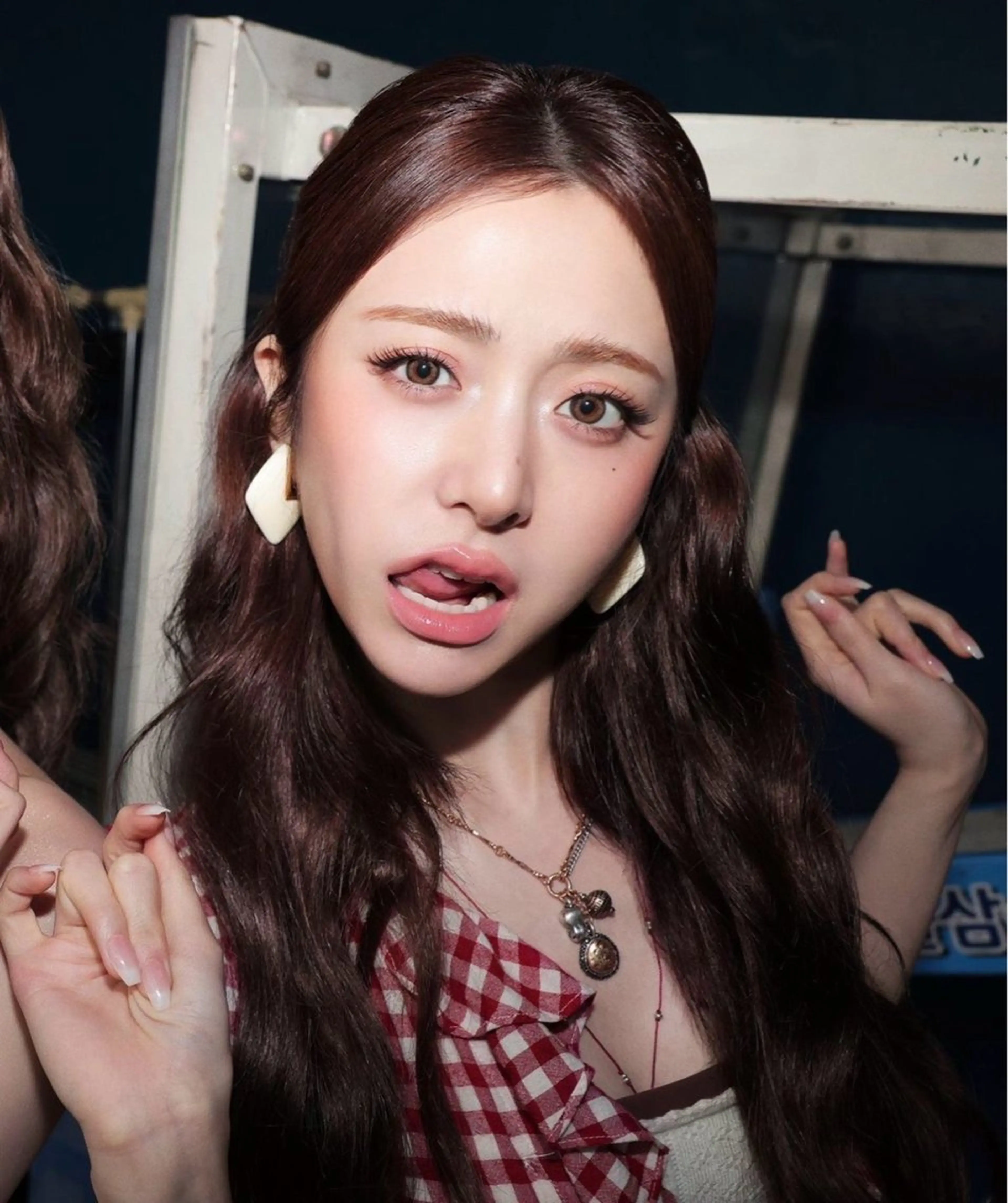 ロング カラー ブラウンカラー ヘアカラー トリートメント ブリーチなし🌼トレ ンド🌼似合わせのヘアスタイル