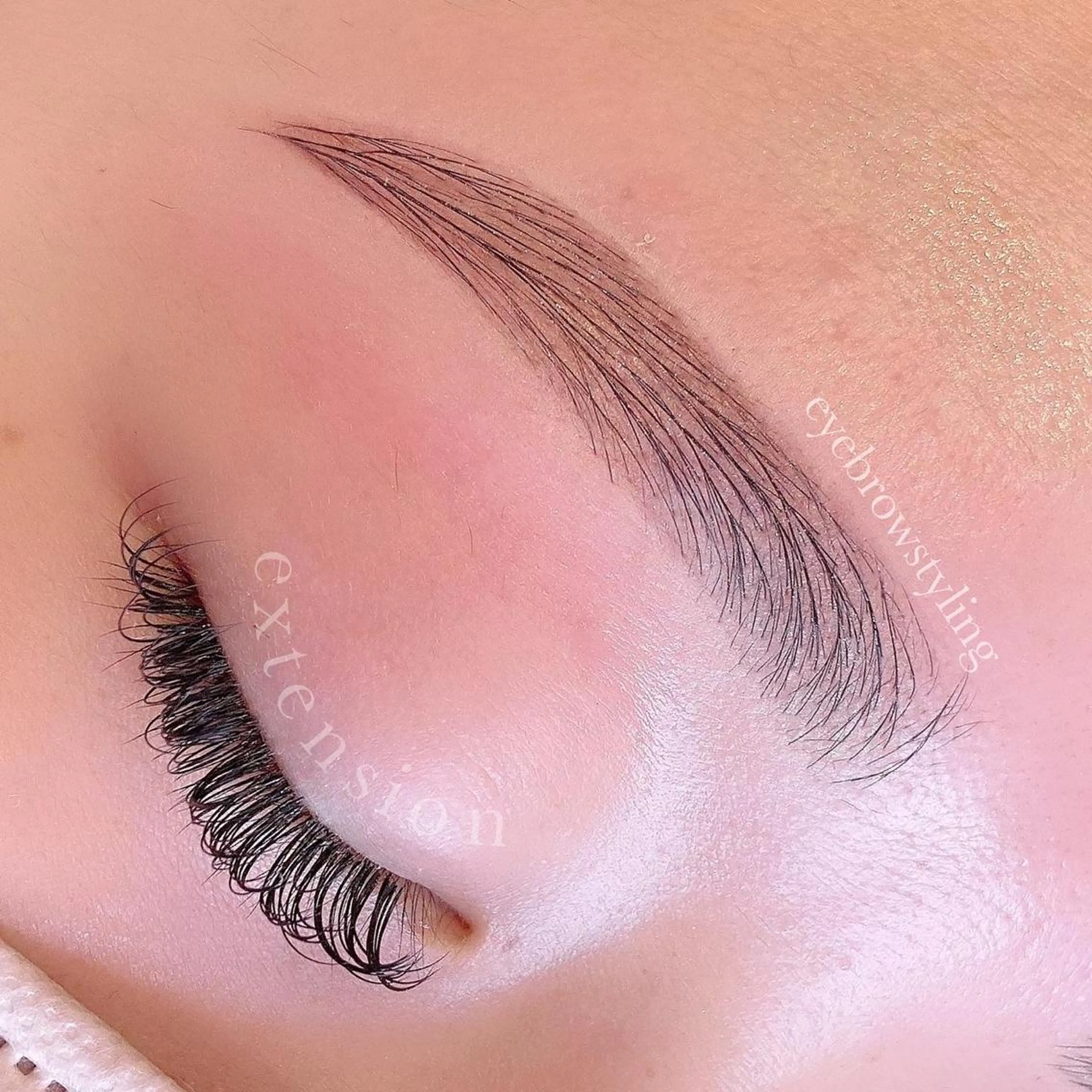 マツエク・マツパ アイブロウ alchemy workzの眉毛・アイブロウイメージ