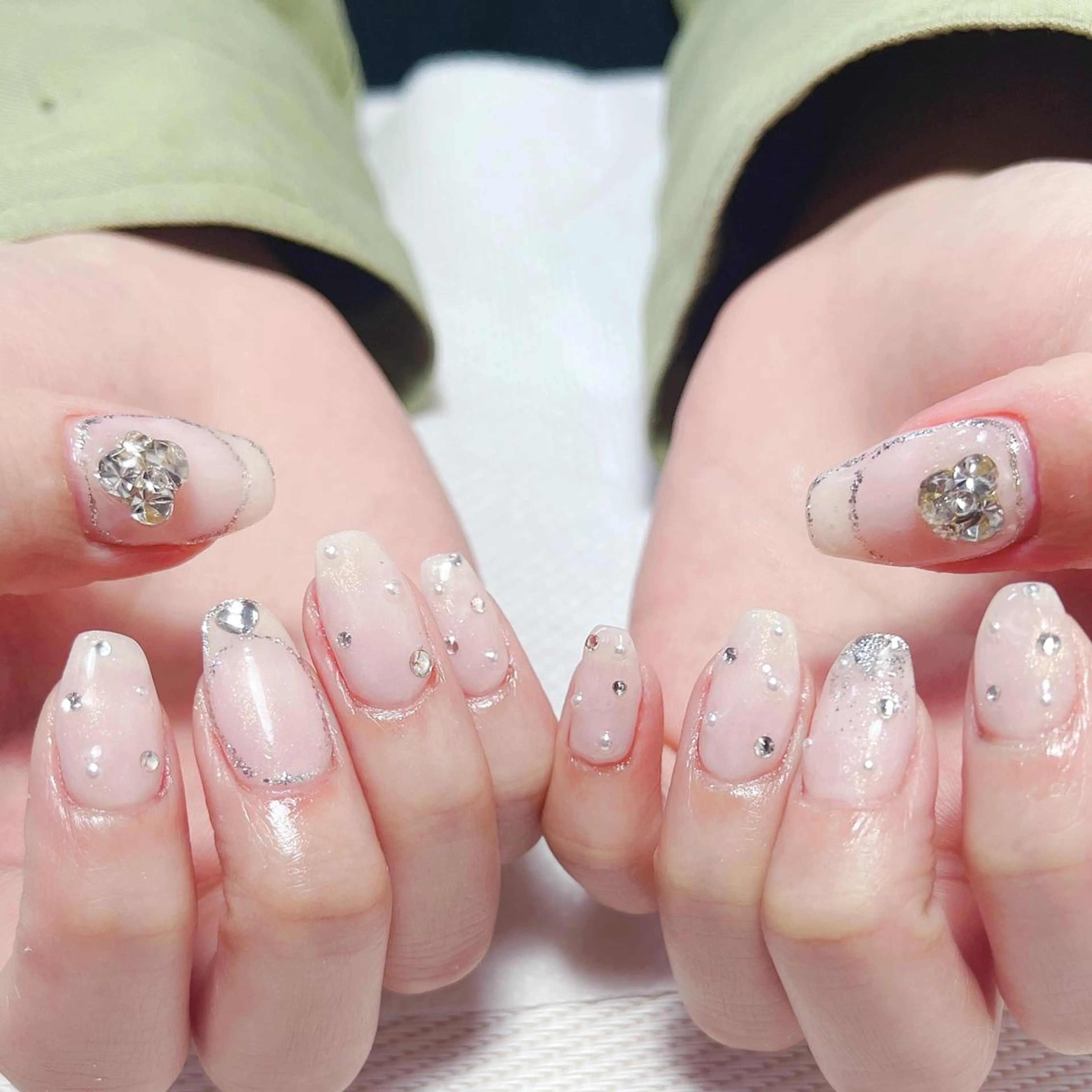 ネイル yui 💜のネイルデザイン