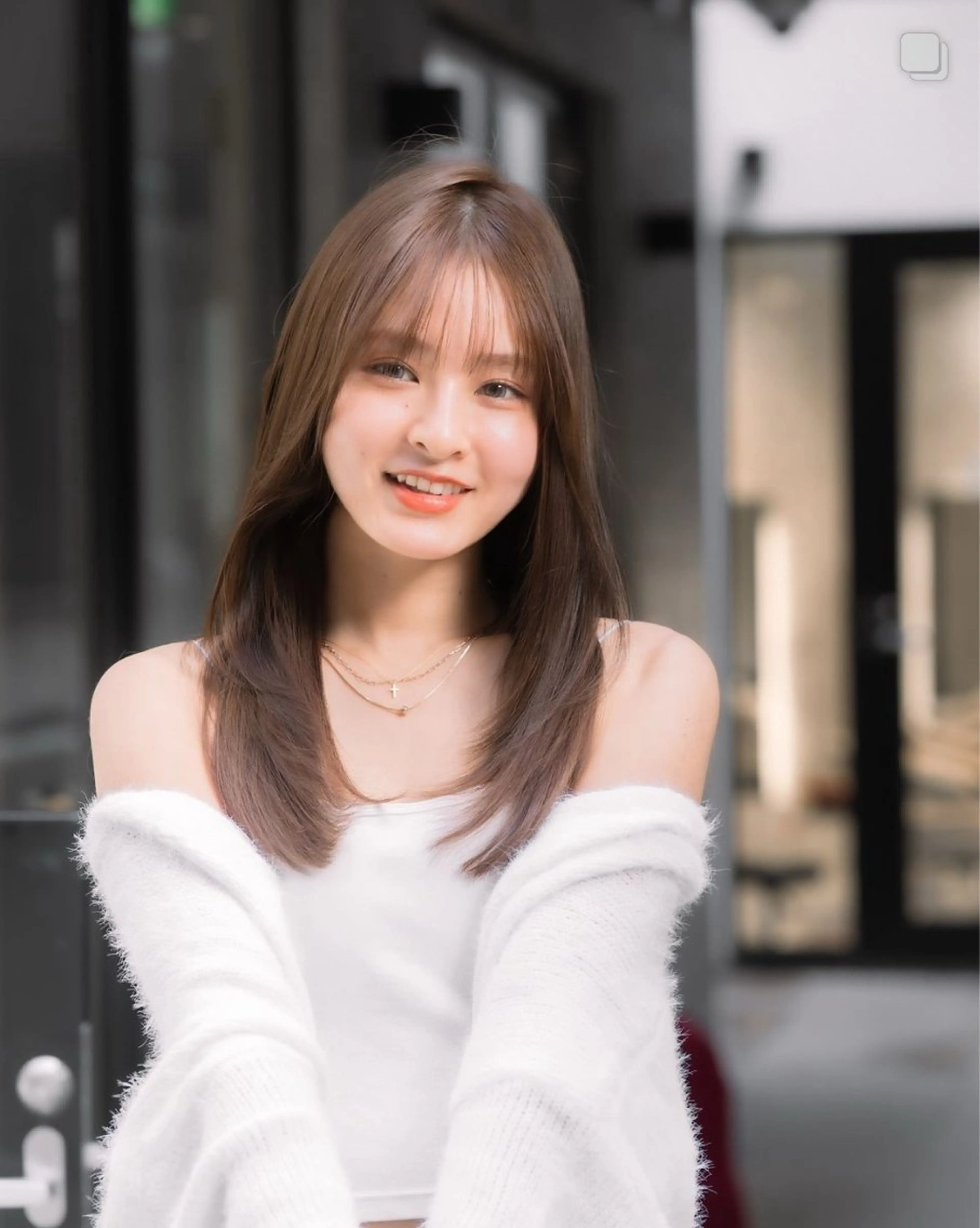 セミロング カラー ブリーチ ブラウンカラー ダブルカラー ヘーゼル ブリーチなしカラー 縮毛矯正/グレージュ /表参道/小森波琉のヘアスタイル