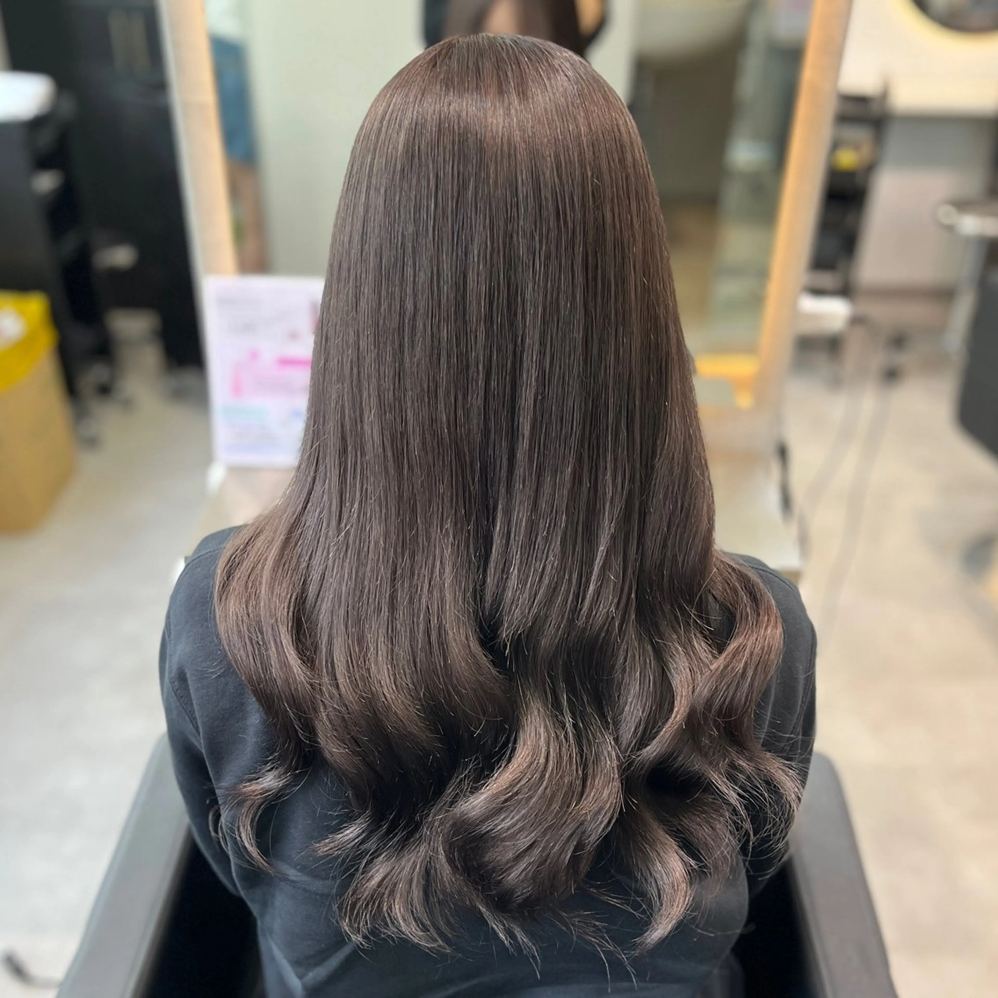 カラー ブリーチ 透明感カラー ダークグレー ダークグレージュ グレージュ ヘアカラー MOMOKA /　Lapis今泉店のヘアスタイル