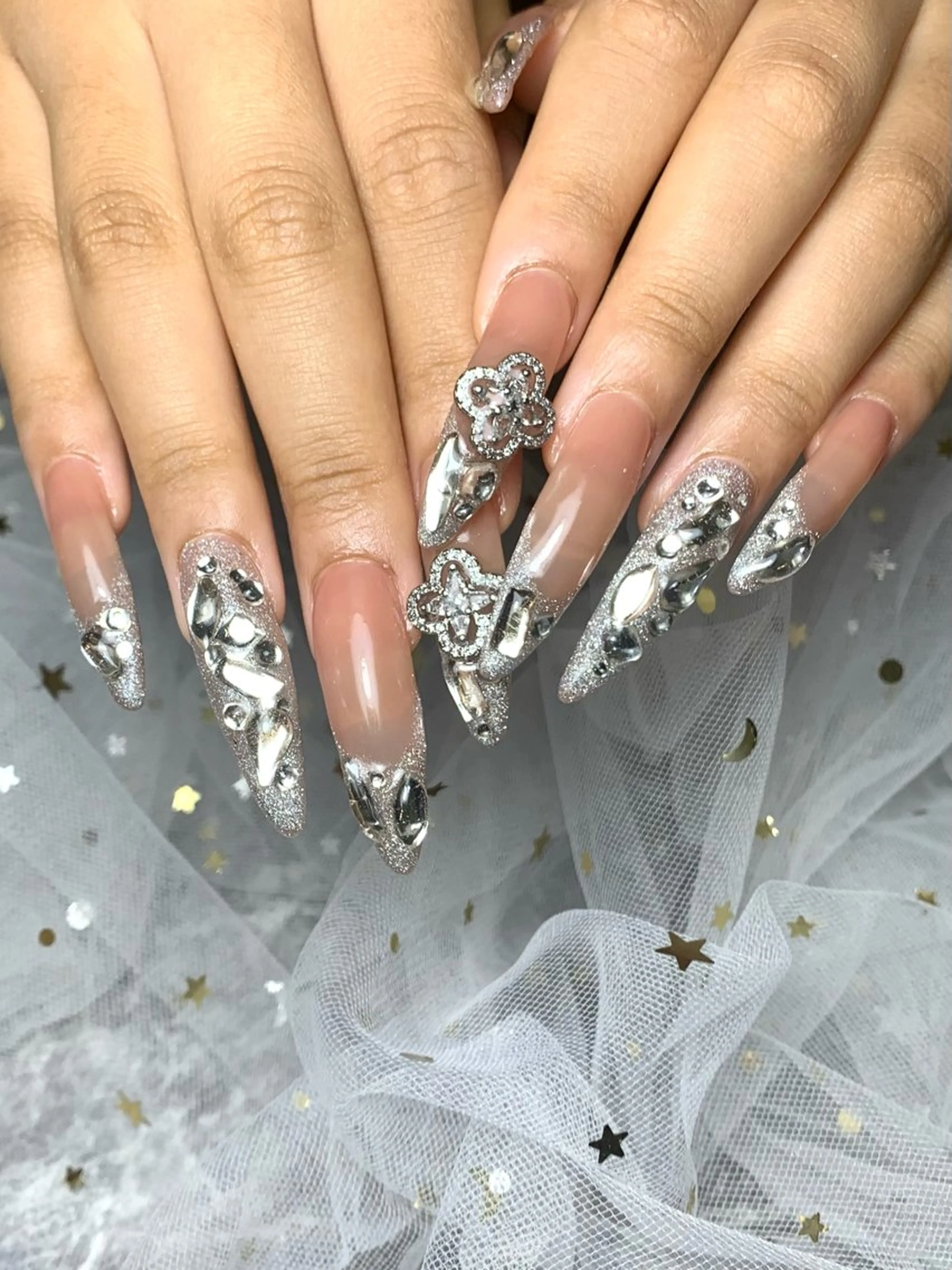 ネイル フレンチネイル ハンドネイル Mnailsalon フィルイン対応サロンのネイルデザイン