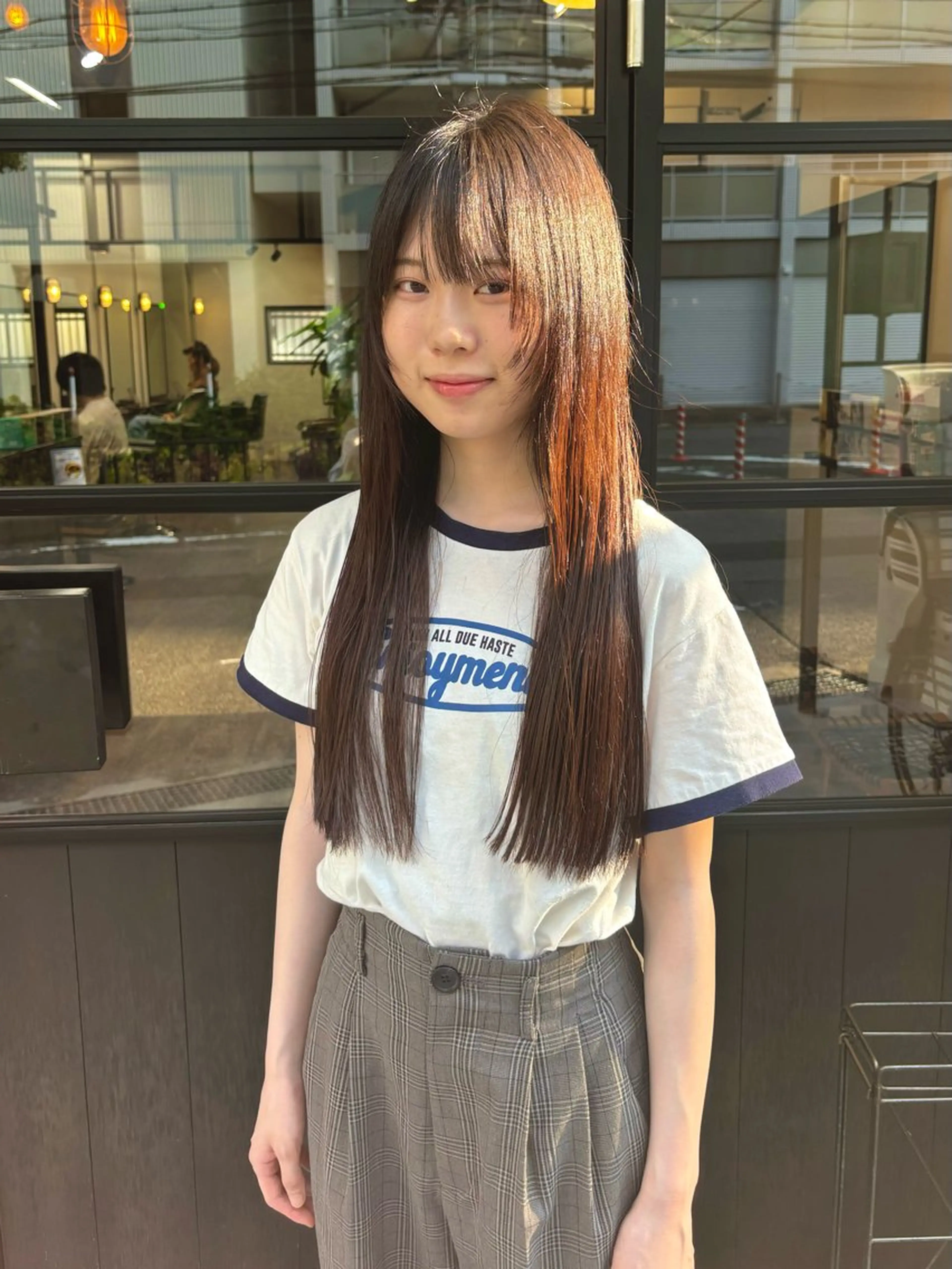 ロング 井本 早紀のヘアスタイル