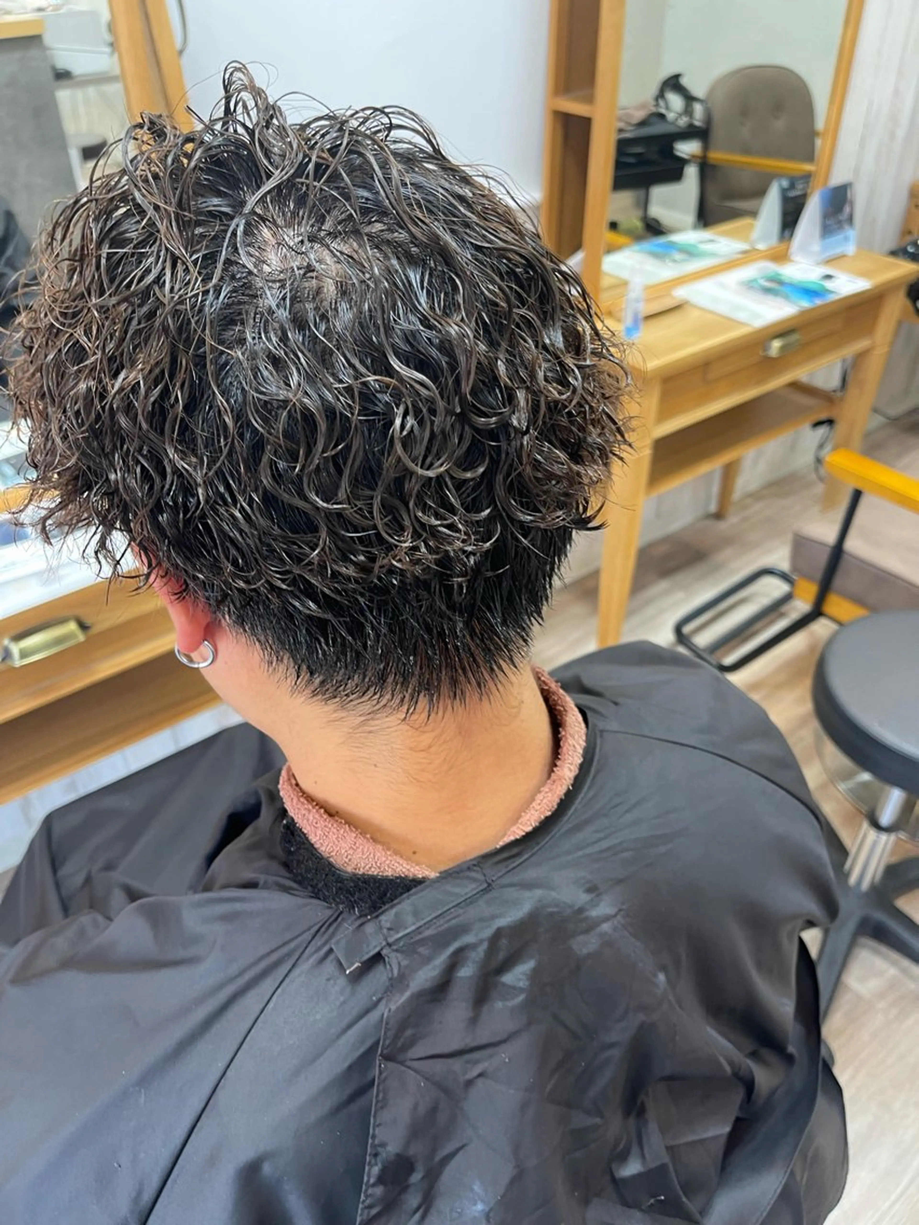 【メンズ限定】カット ツイストスパイラル/スパイラルパーマ波巻きの写真